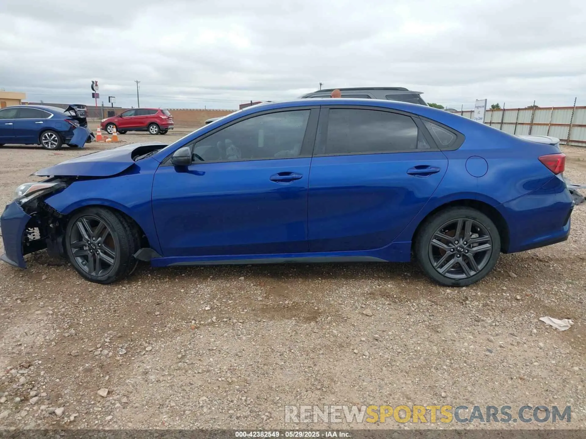 14 Photograph of a damaged car 3KPF34AD0ME280641 KIA FORTE 2021
