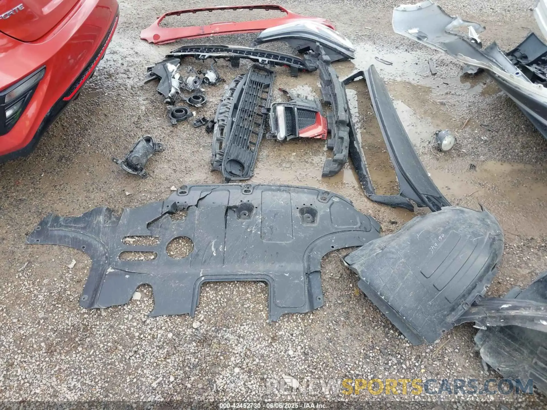 12 Photograph of a damaged car 3KPF34AD0ME298301 KIA FORTE 2021
