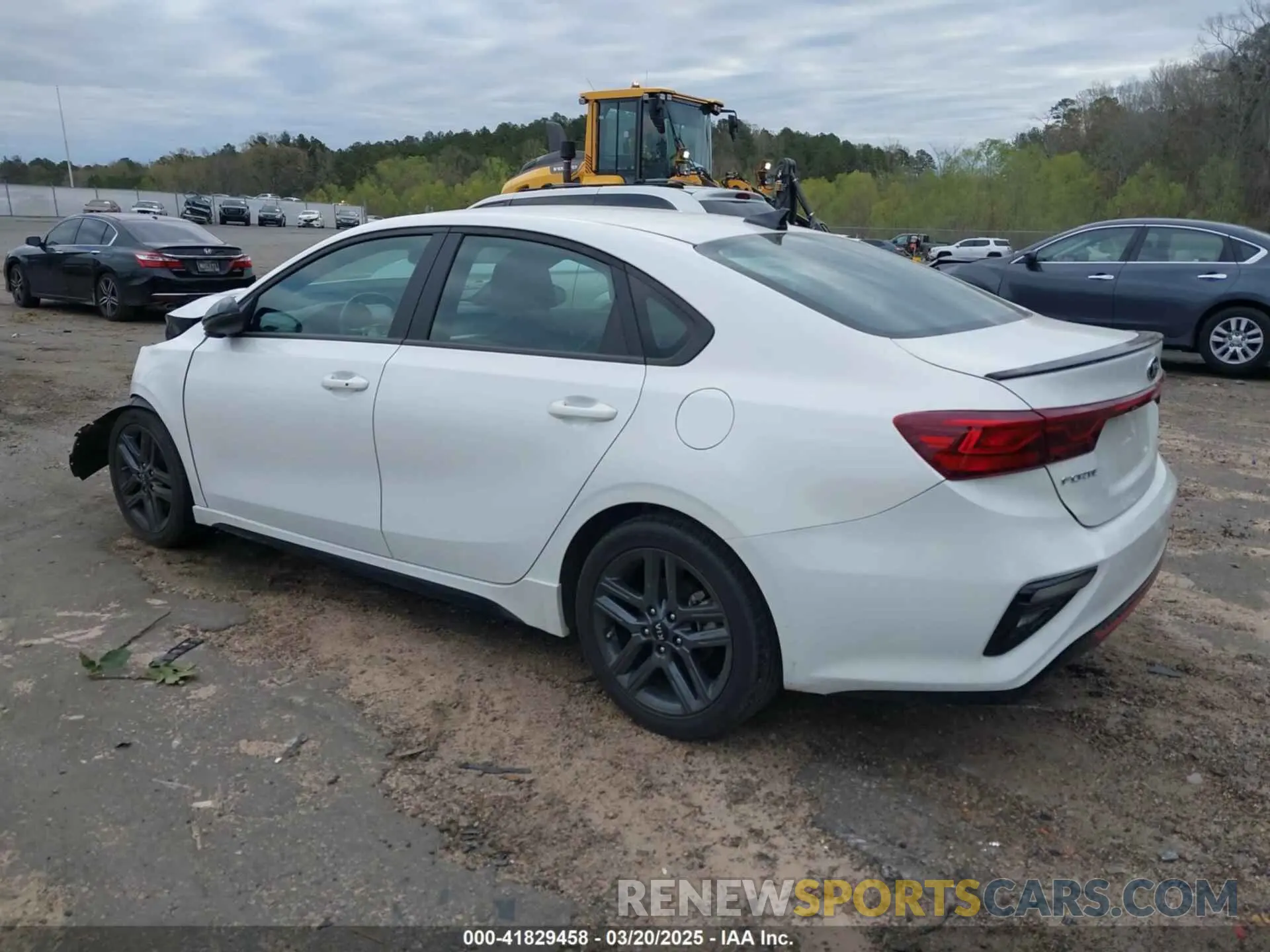 3 Photograph of a damaged car 3KPF34AD0ME354821 KIA FORTE 2021