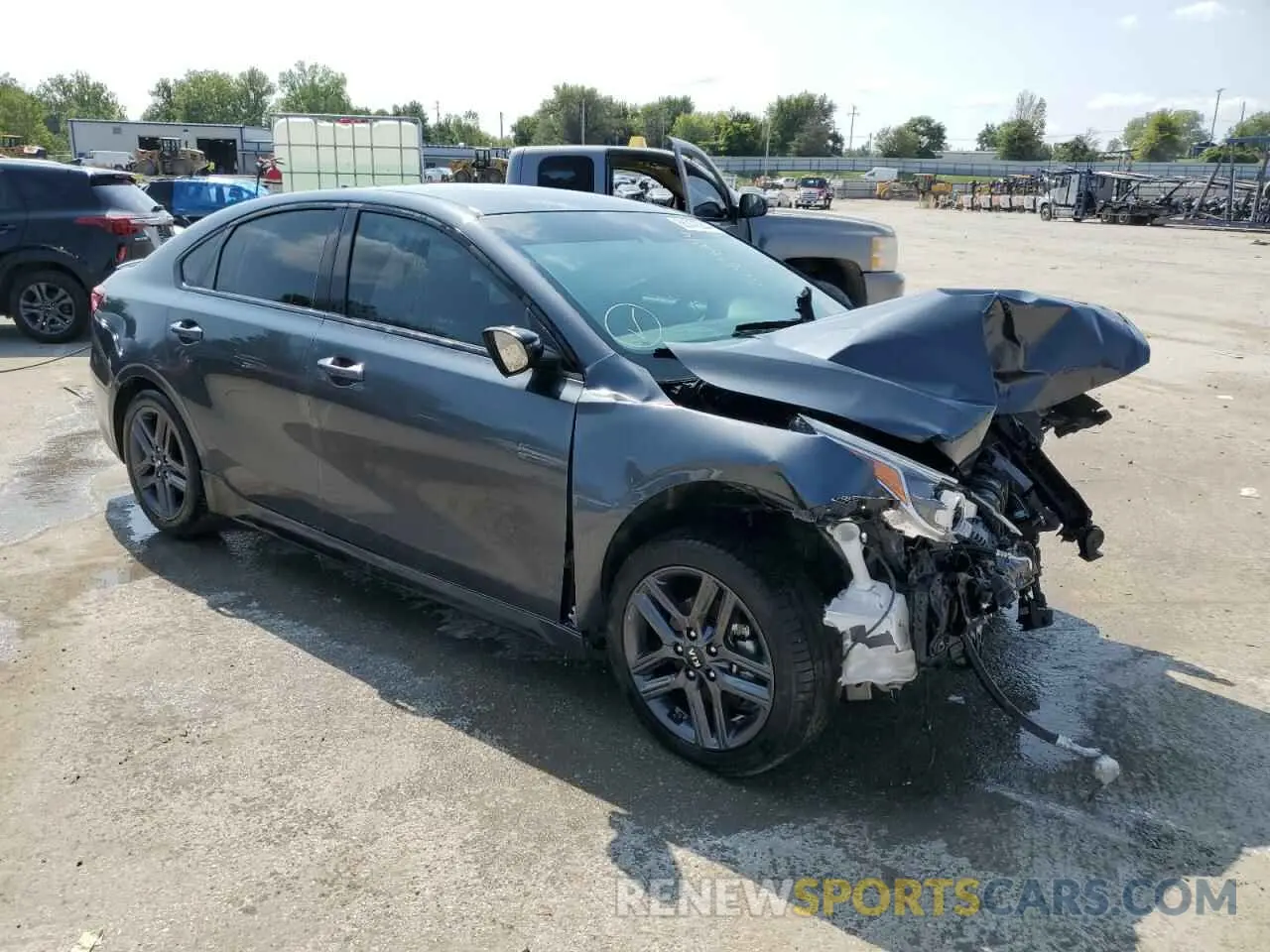4 Photograph of a damaged car 3KPF34AD0ME357671 KIA FORTE 2021