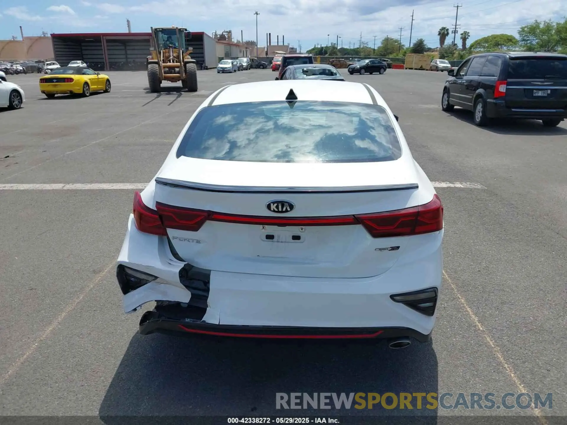 16 Photograph of a damaged car 3KPF34AD0ME393490 KIA FORTE 2021