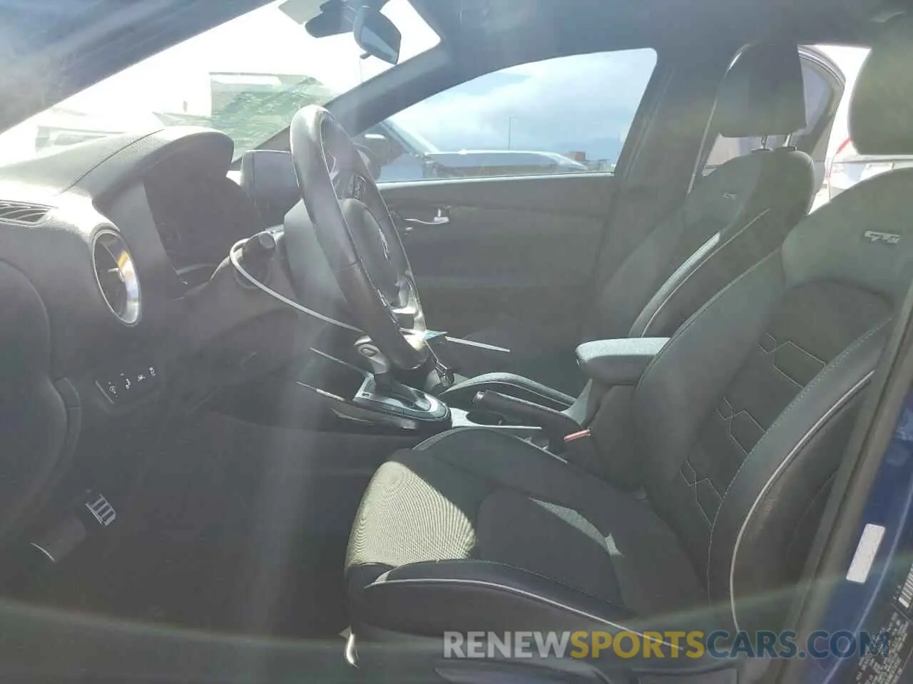 7 Photograph of a damaged car 3KPF34AD0ME419392 KIA FORTE 2021