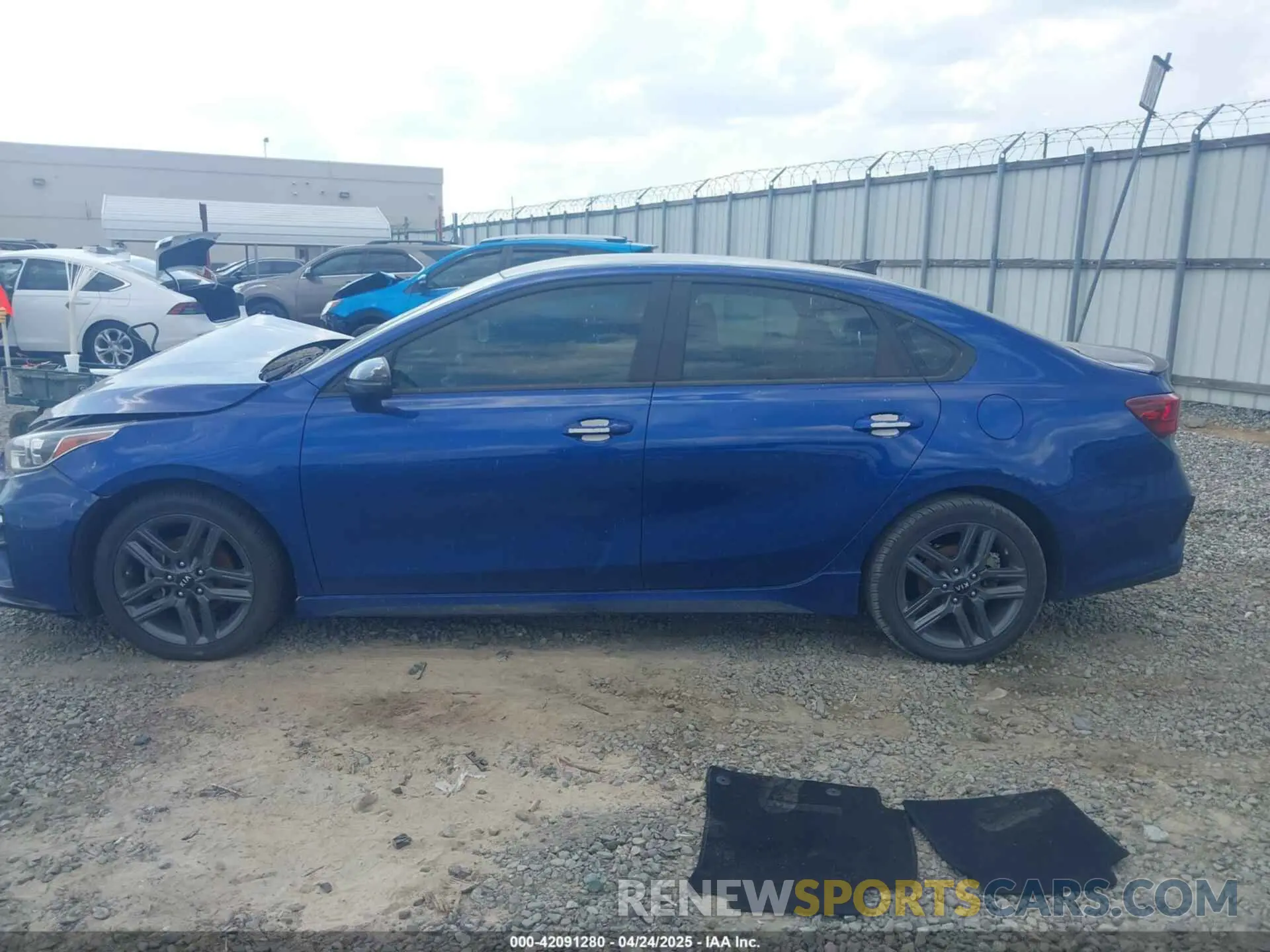 14 Photograph of a damaged car 3KPF34AD1ME278588 KIA FORTE 2021