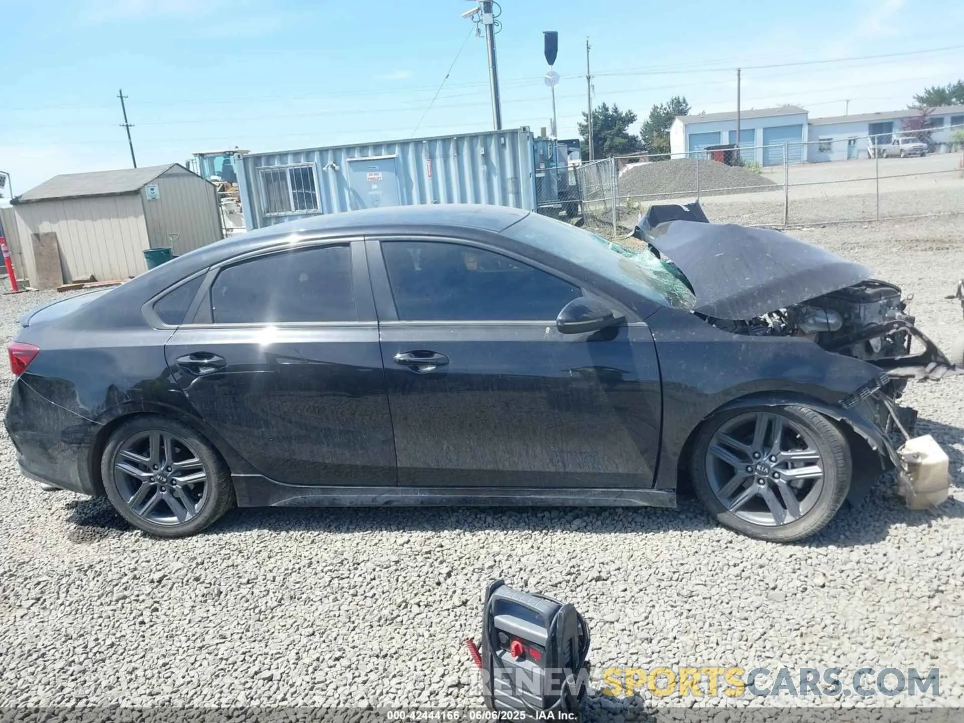 13 Photograph of a damaged car 3KPF34AD1ME286612 KIA FORTE 2021
