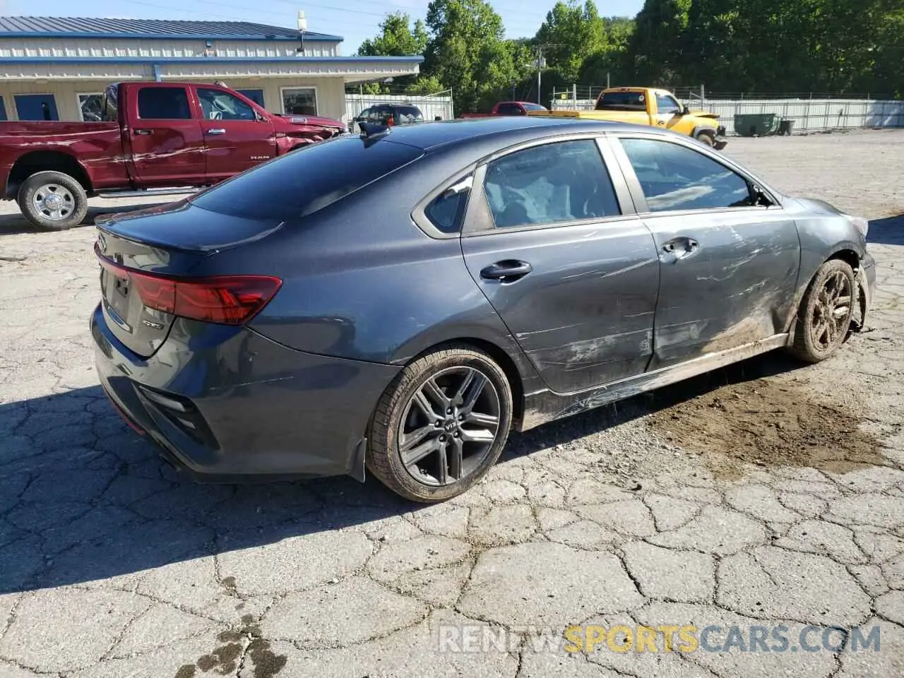 3 Photograph of a damaged car 3KPF34AD1ME288246 KIA FORTE 2021