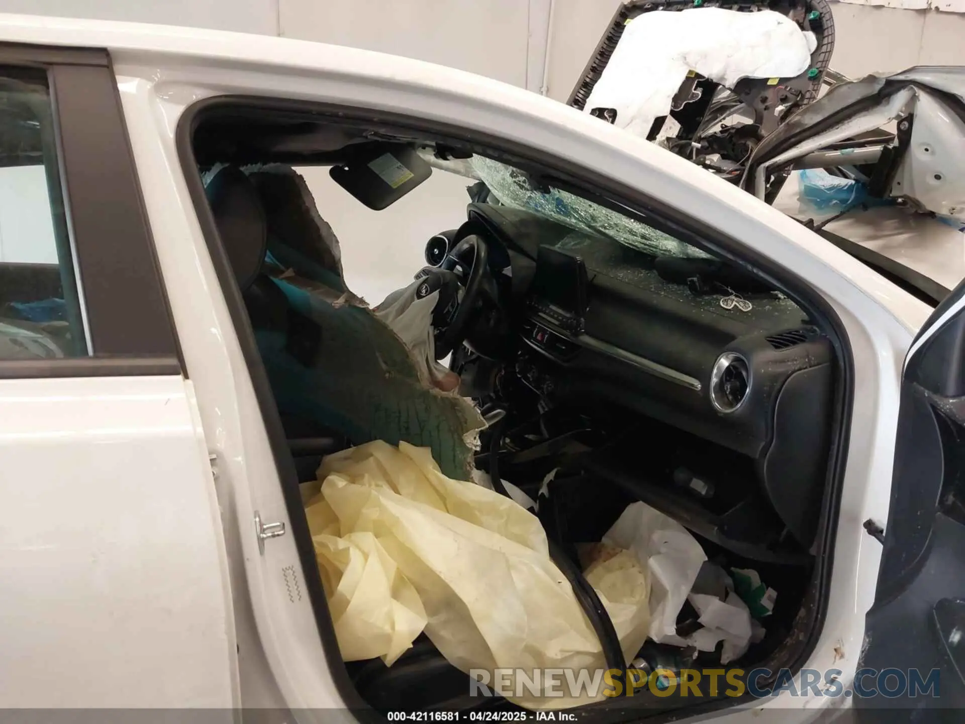 5 Photograph of a damaged car 3KPF34AD1ME341222 KIA FORTE 2021