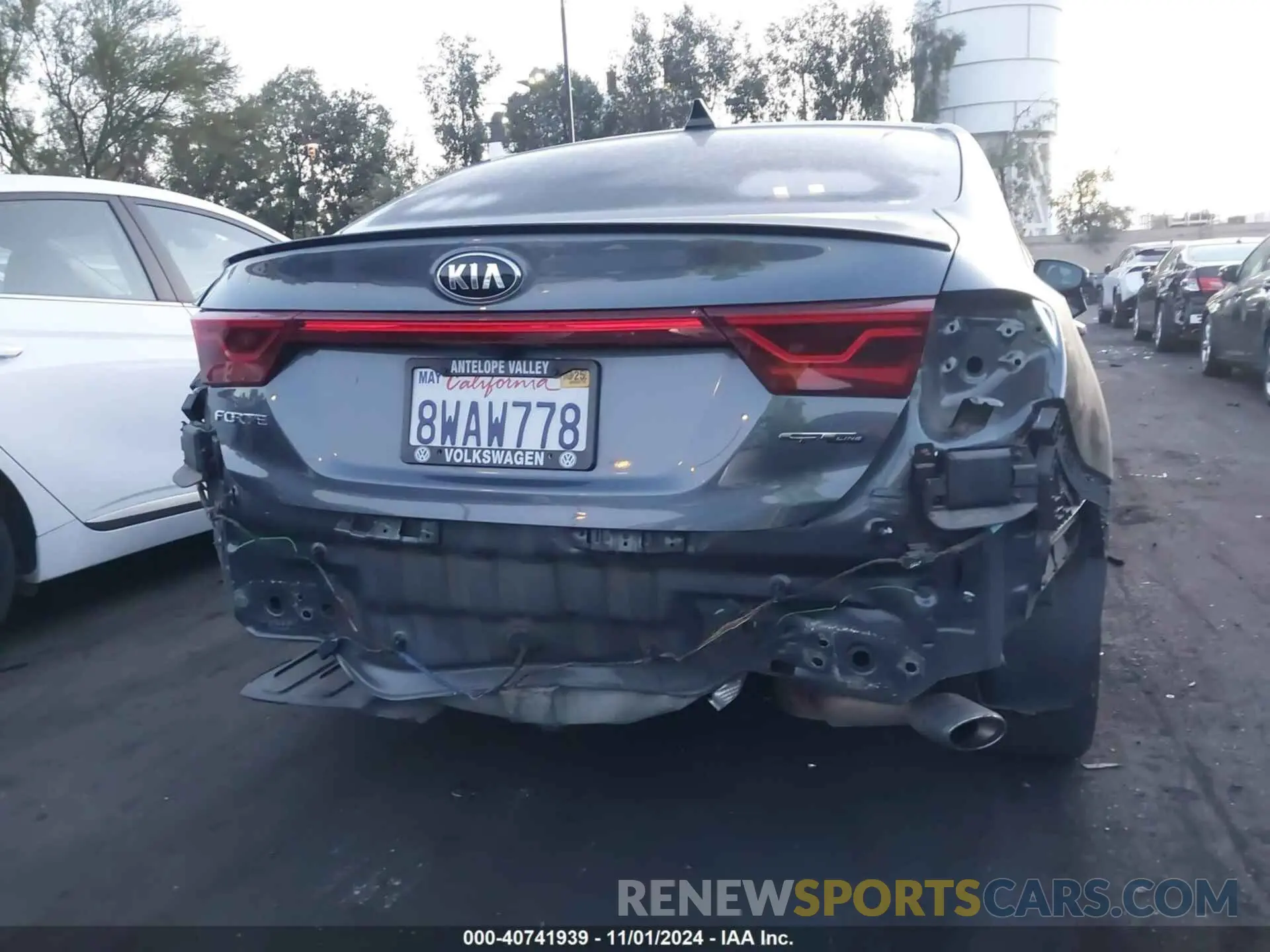 6 Photograph of a damaged car 3KPF34AD2ME326678 KIA FORTE 2021