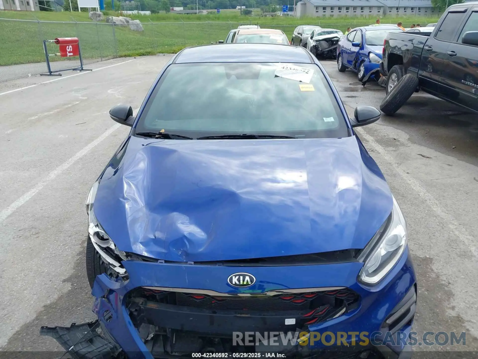 12 Photograph of a damaged car 3KPF34AD2ME357817 KIA FORTE 2021