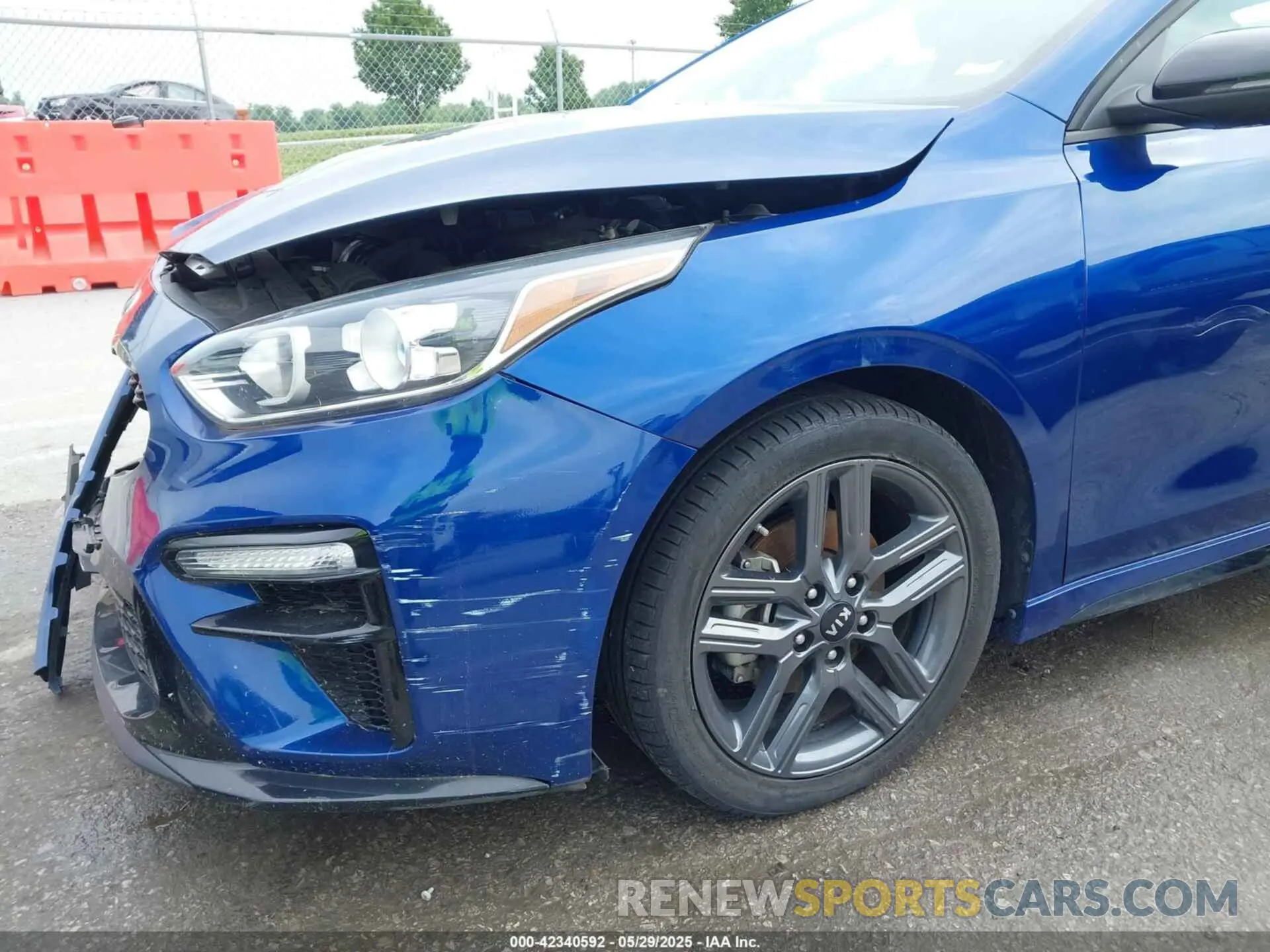 17 Photograph of a damaged car 3KPF34AD2ME357817 KIA FORTE 2021