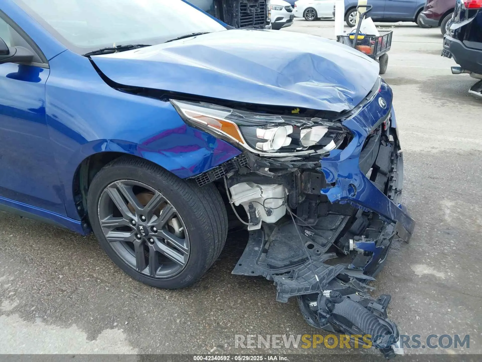 18 Photograph of a damaged car 3KPF34AD2ME357817 KIA FORTE 2021