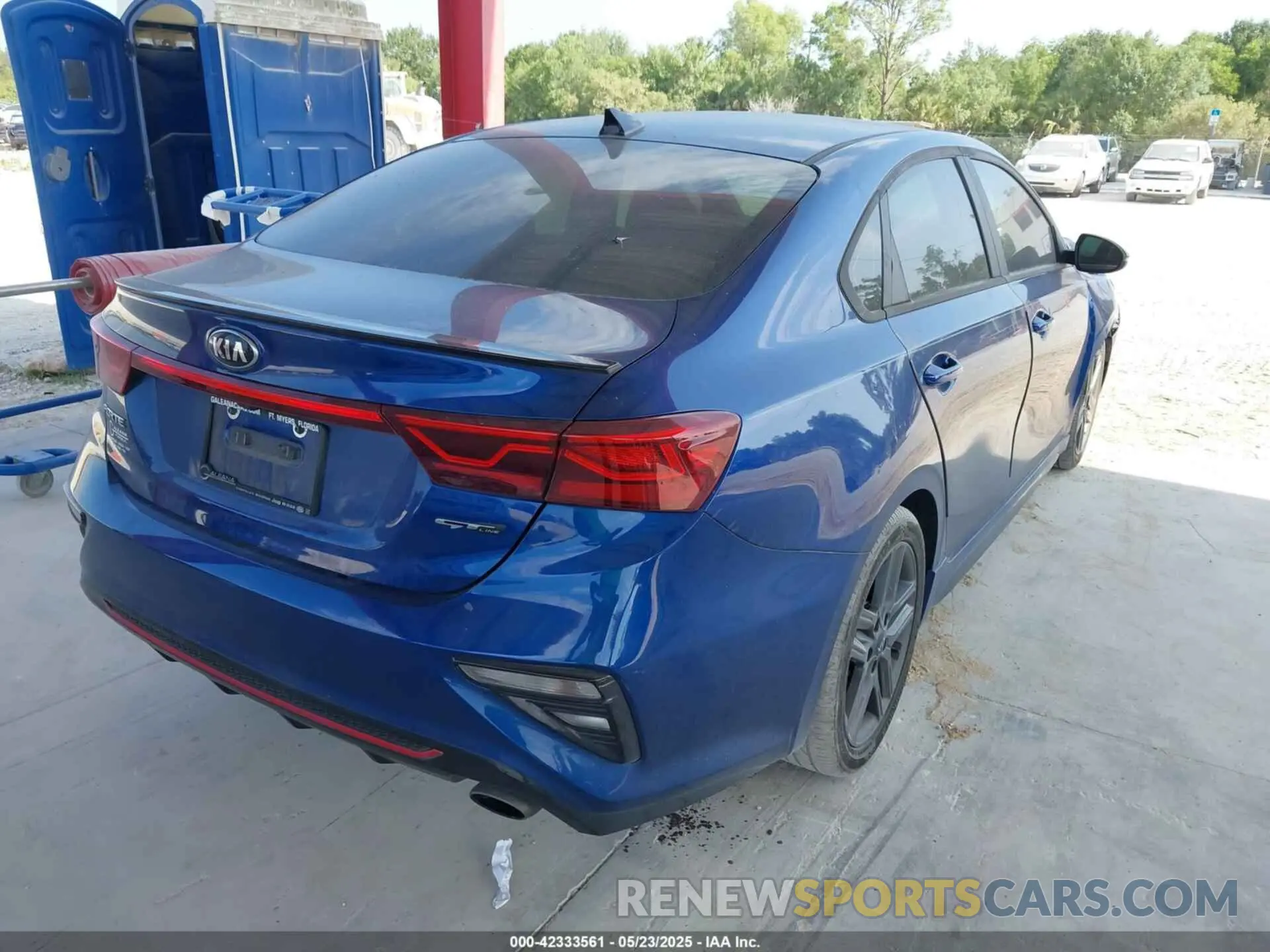 4 Photograph of a damaged car 3KPF34AD2ME386931 KIA FORTE 2021