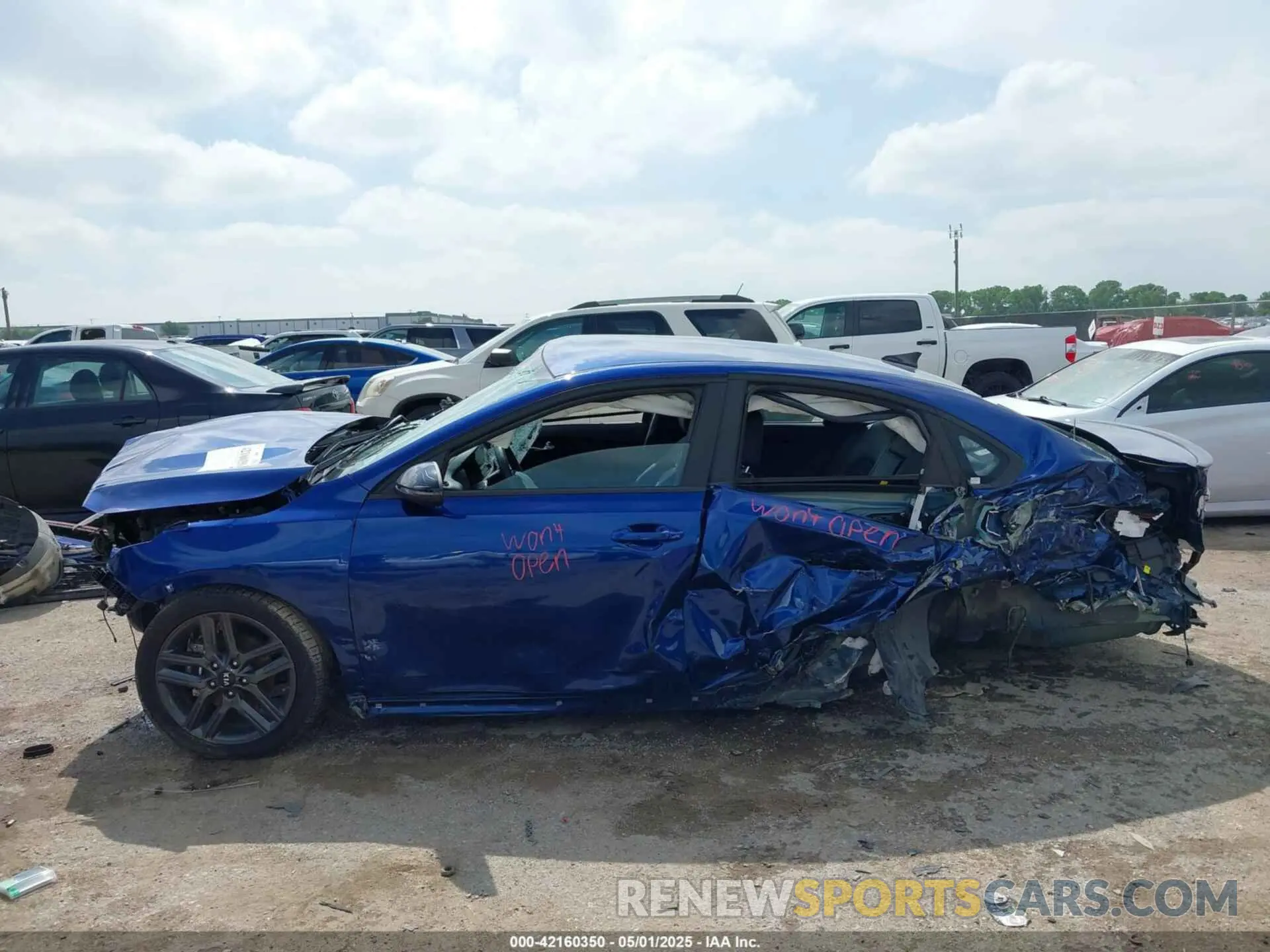 15 Photograph of a damaged car 3KPF34AD2ME401914 KIA FORTE 2021