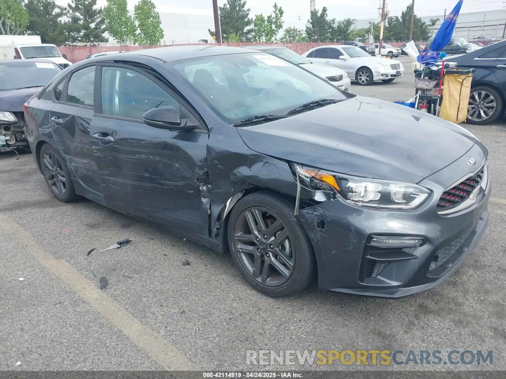 1 Photograph of a damaged car 3KPF34AD2ME408748 KIA FORTE 2021