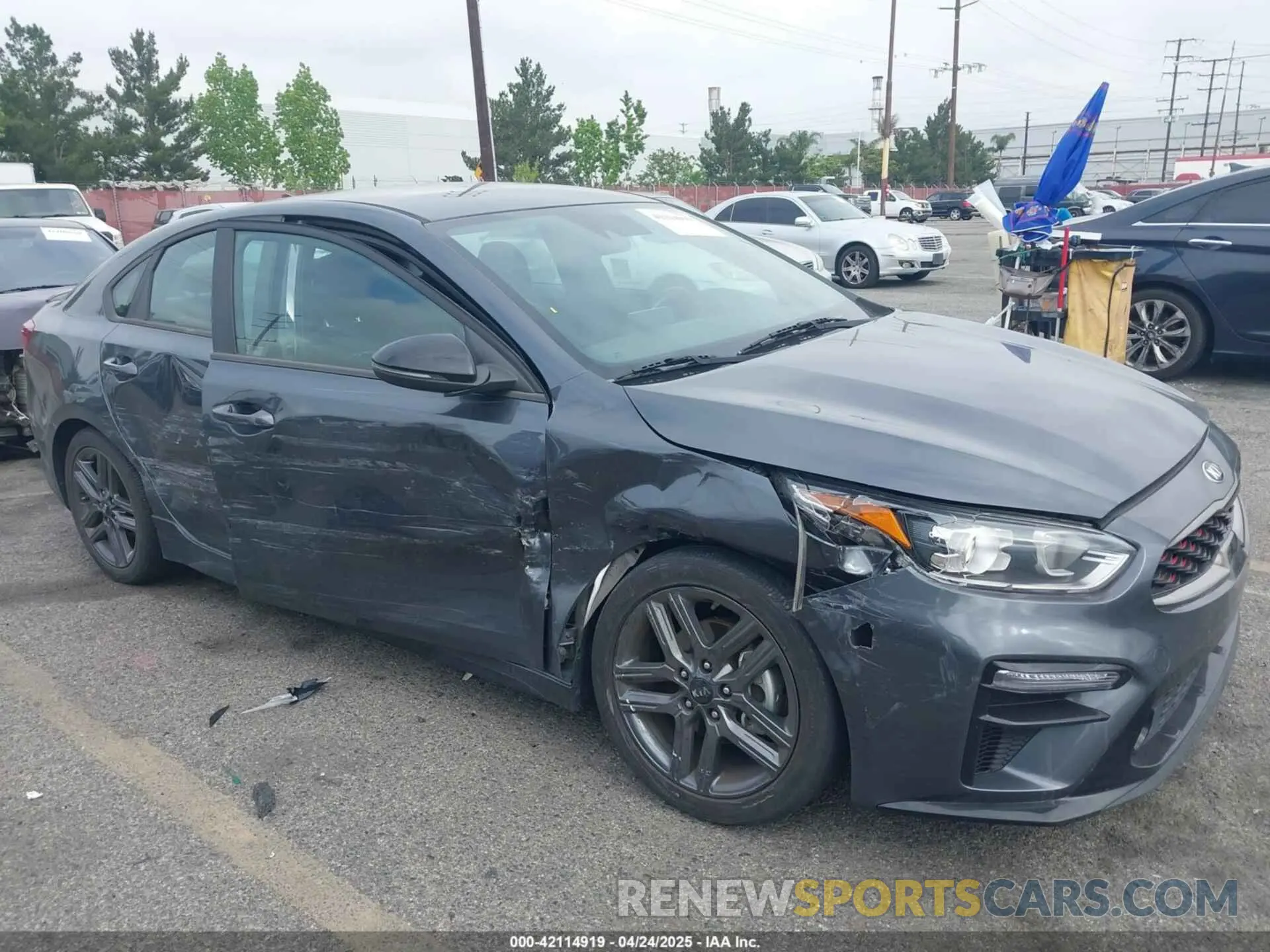 6 Photograph of a damaged car 3KPF34AD2ME408748 KIA FORTE 2021
