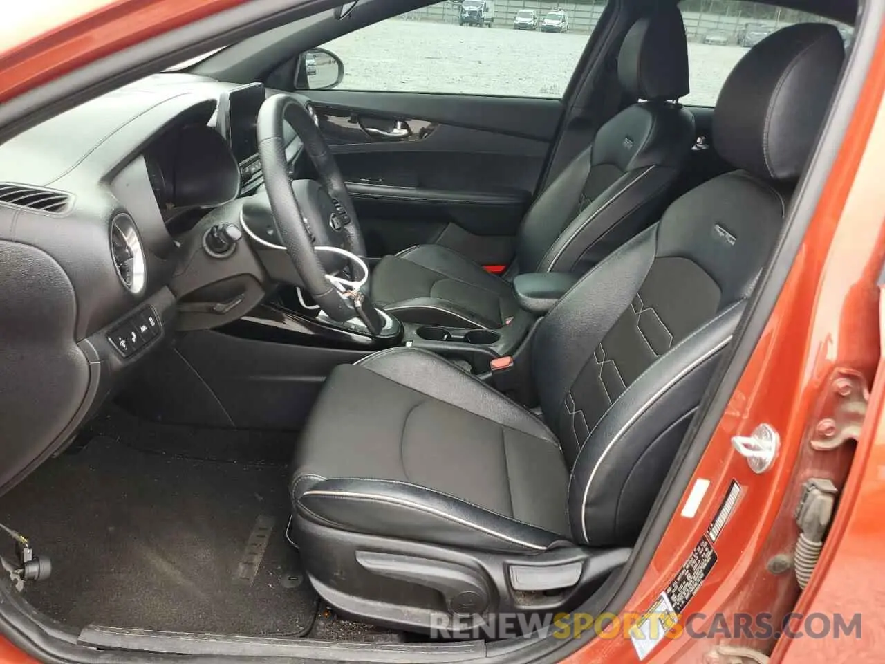 7 Photograph of a damaged car 3KPF34AD3ME292492 KIA FORTE 2021