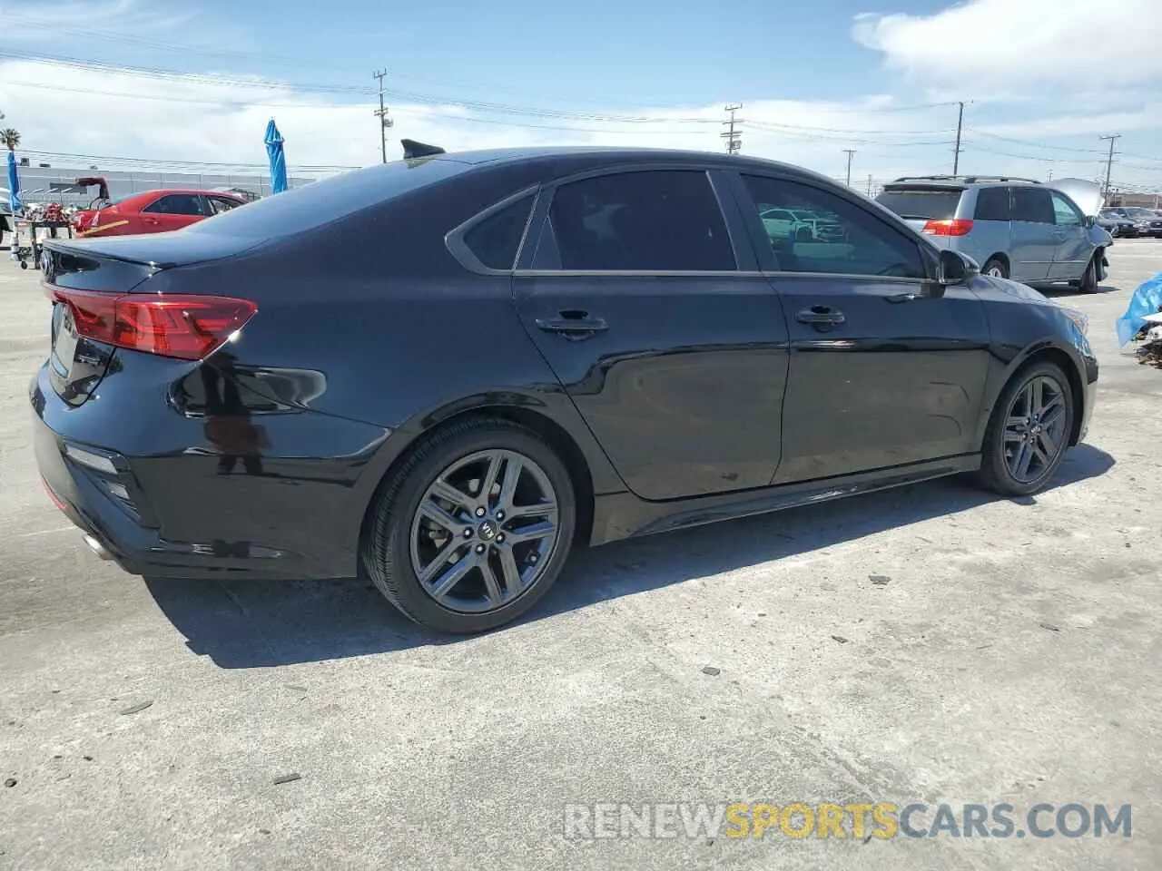 3 Photograph of a damaged car 3KPF34AD3ME359186 KIA FORTE 2021