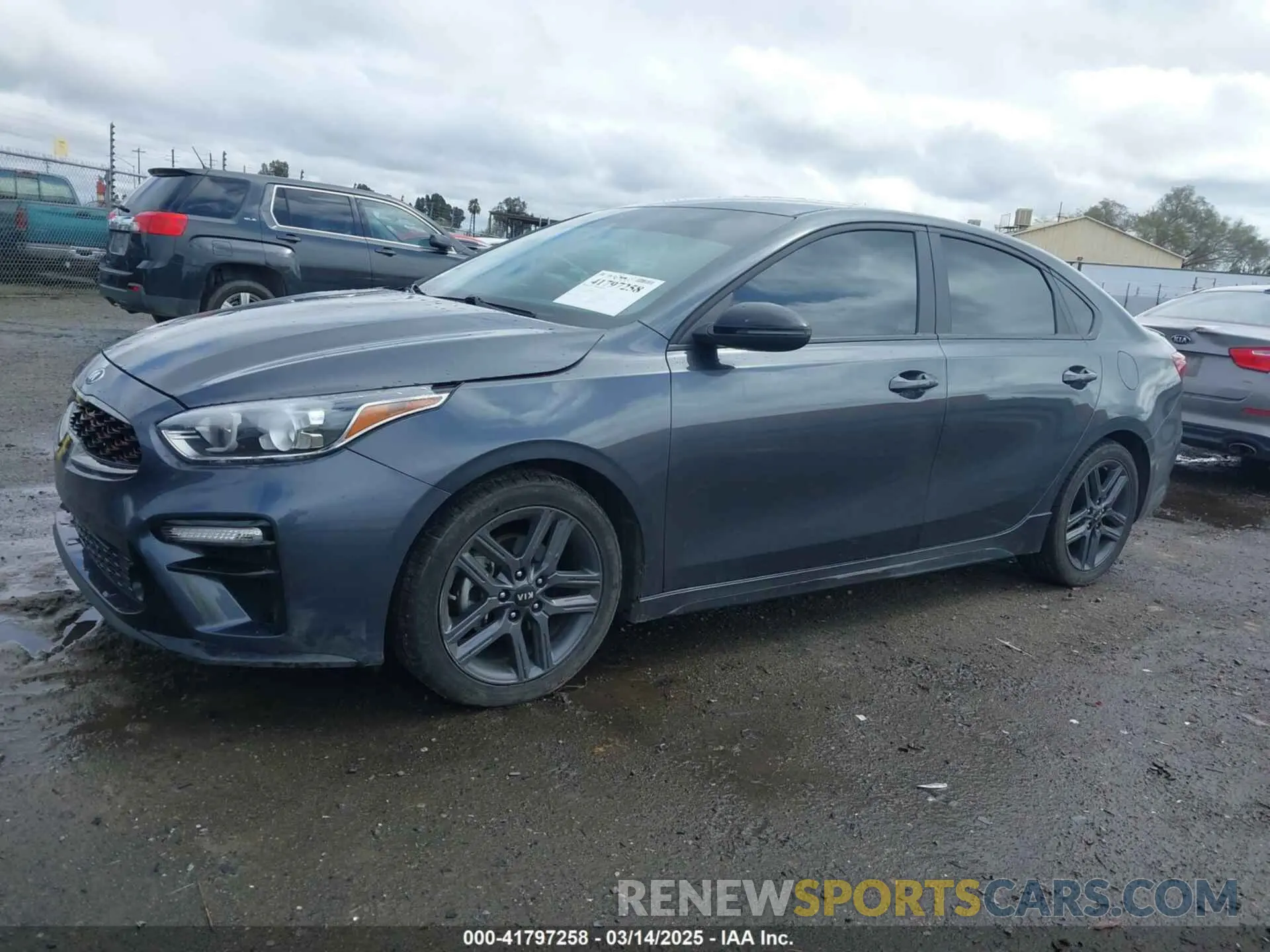 15 Photograph of a damaged car 3KPF34AD4ME268945 KIA FORTE 2021
