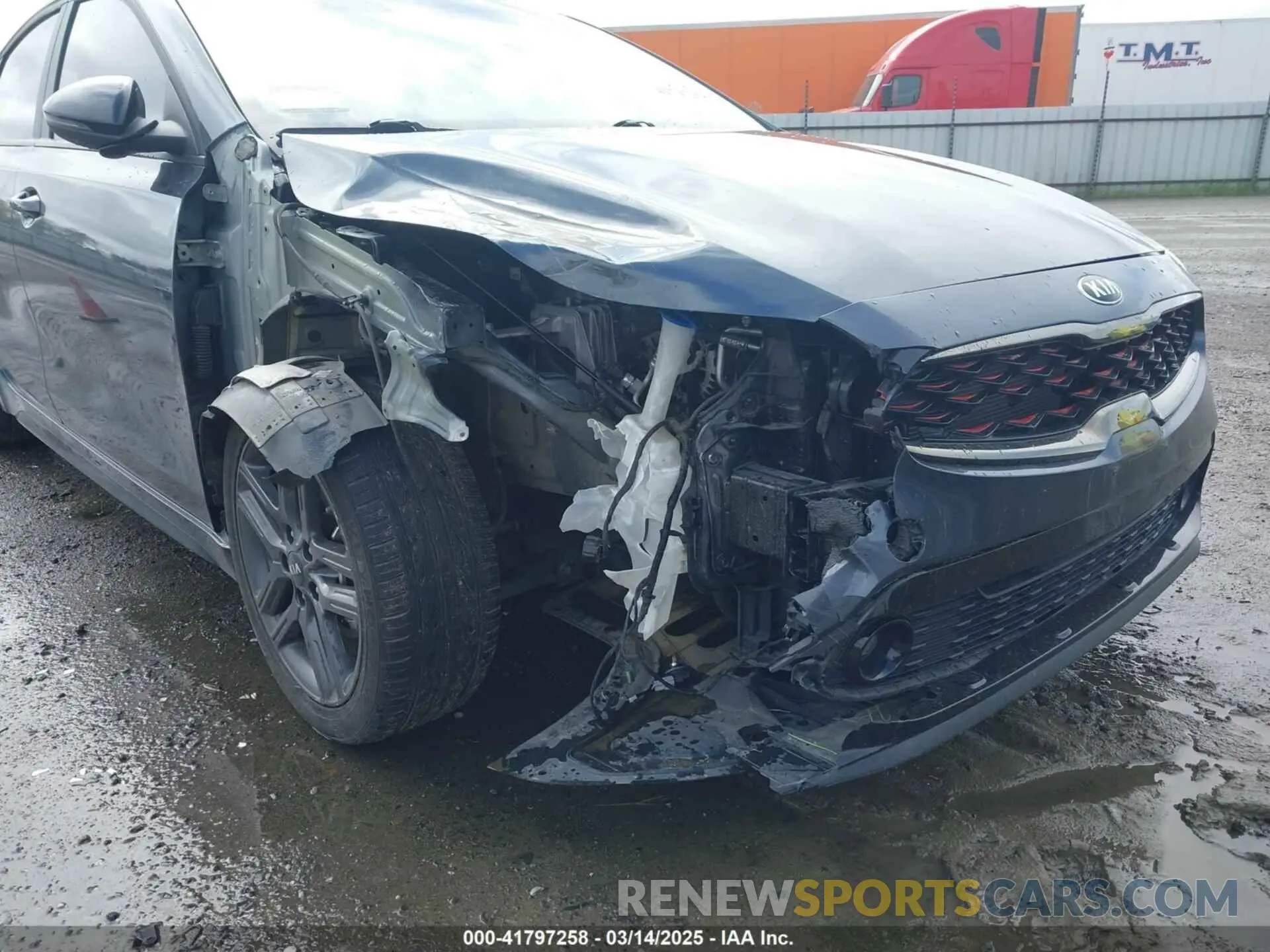 6 Photograph of a damaged car 3KPF34AD4ME268945 KIA FORTE 2021