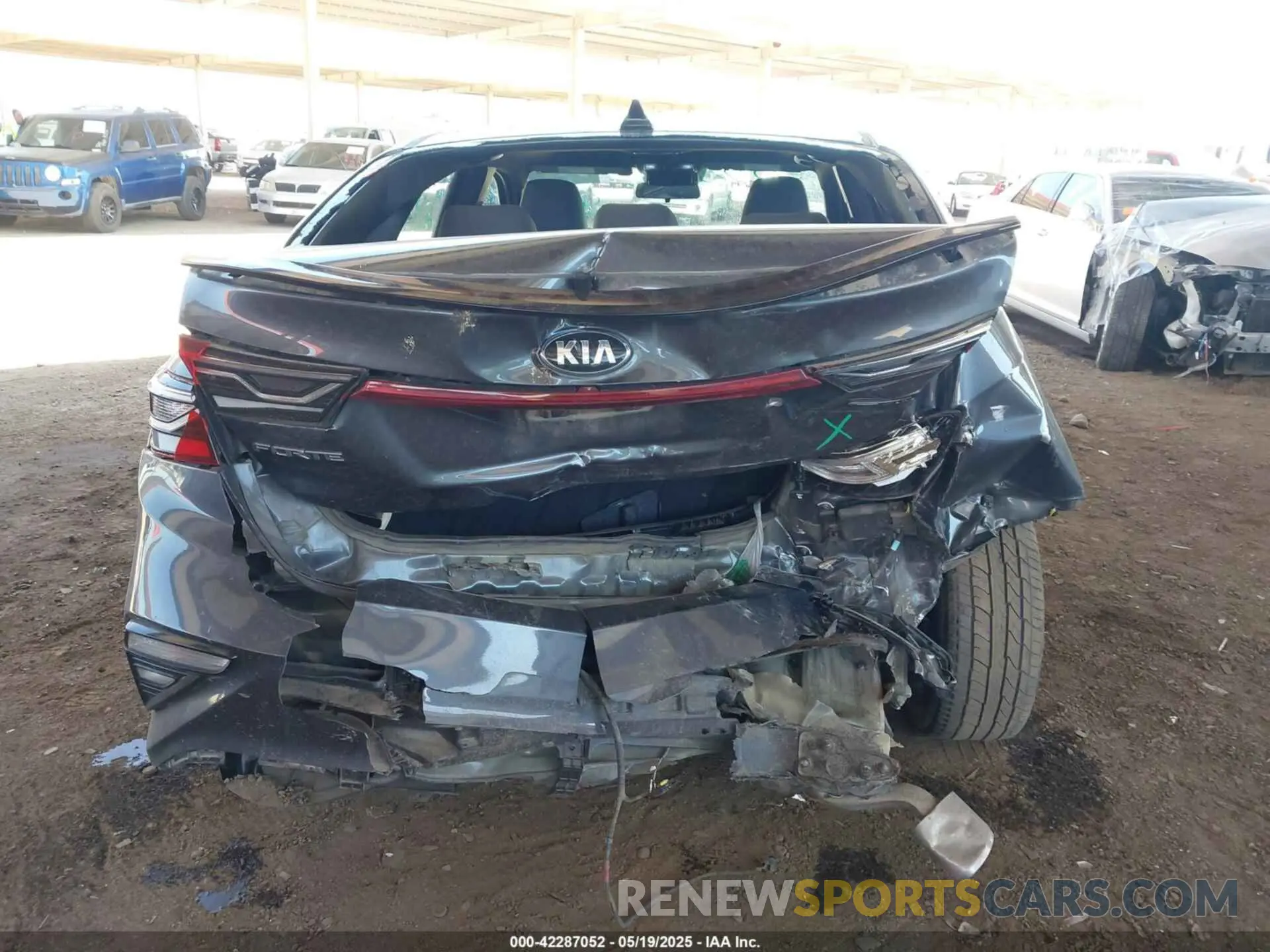 16 Photograph of a damaged car 3KPF34AD4ME294736 KIA FORTE 2021