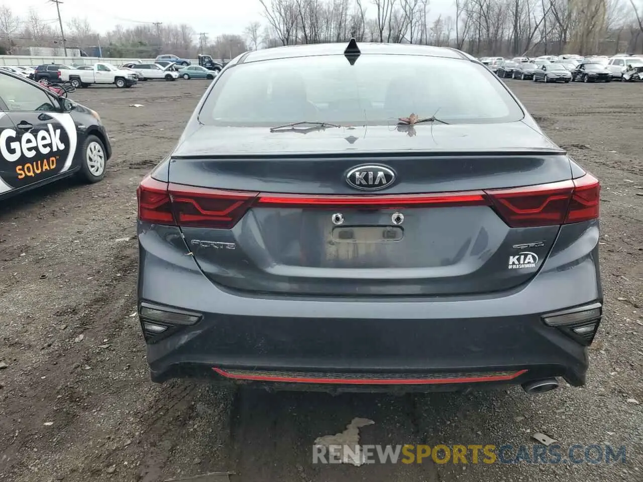6 Photograph of a damaged car 3KPF34AD4ME305251 KIA FORTE 2021