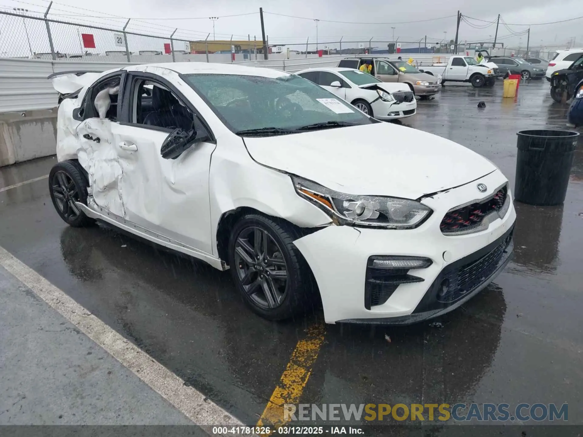 1 Photograph of a damaged car 3KPF34AD4ME306853 KIA FORTE 2021