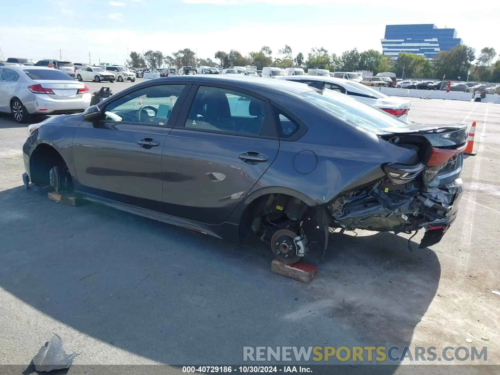 3 Photograph of a damaged car 3KPF34AD4ME407584 KIA FORTE 2021