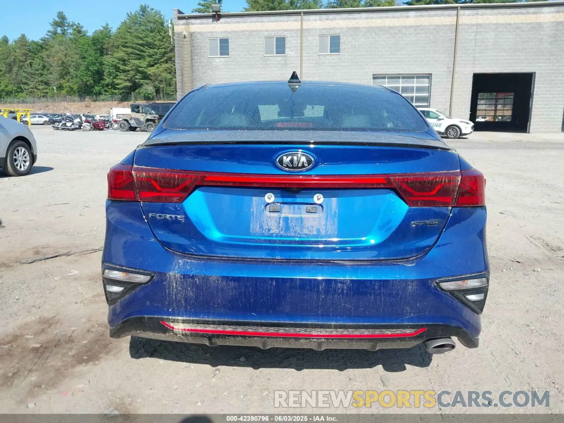 16 Photograph of a damaged car 3KPF34AD5ME279968 KIA FORTE 2021