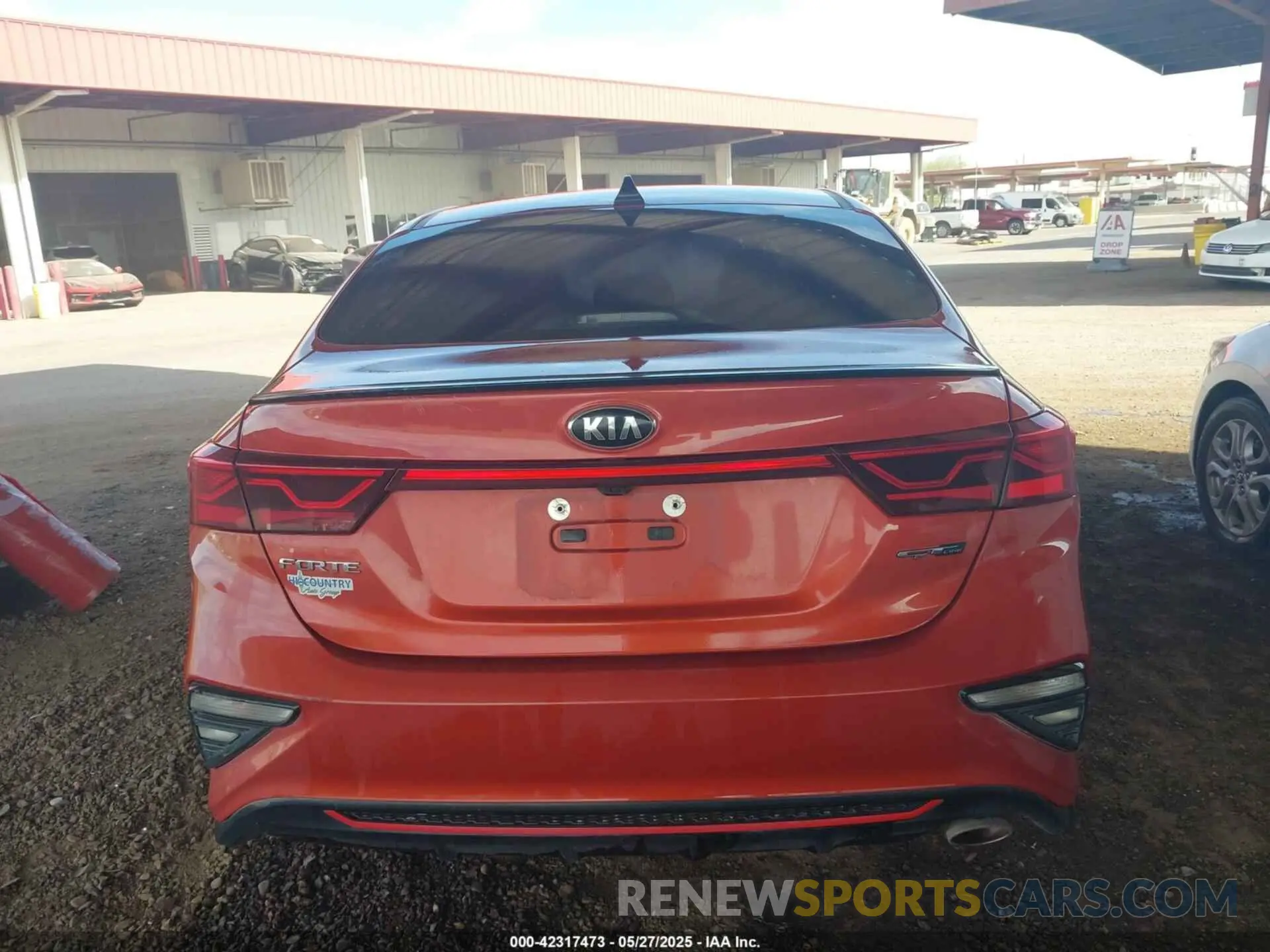17 Photograph of a damaged car 3KPF34AD5ME283793 KIA FORTE 2021