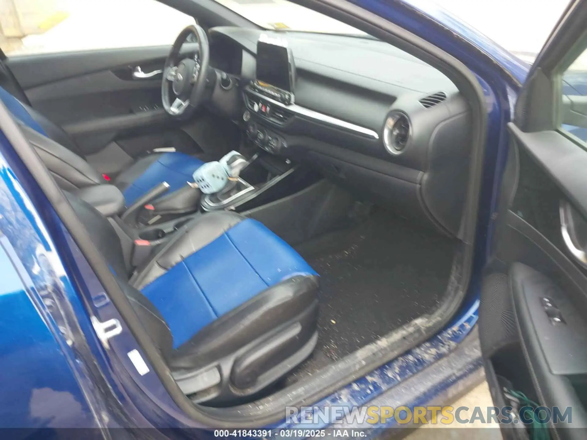 5 Photograph of a damaged car 3KPF34AD5ME286287 KIA FORTE 2021