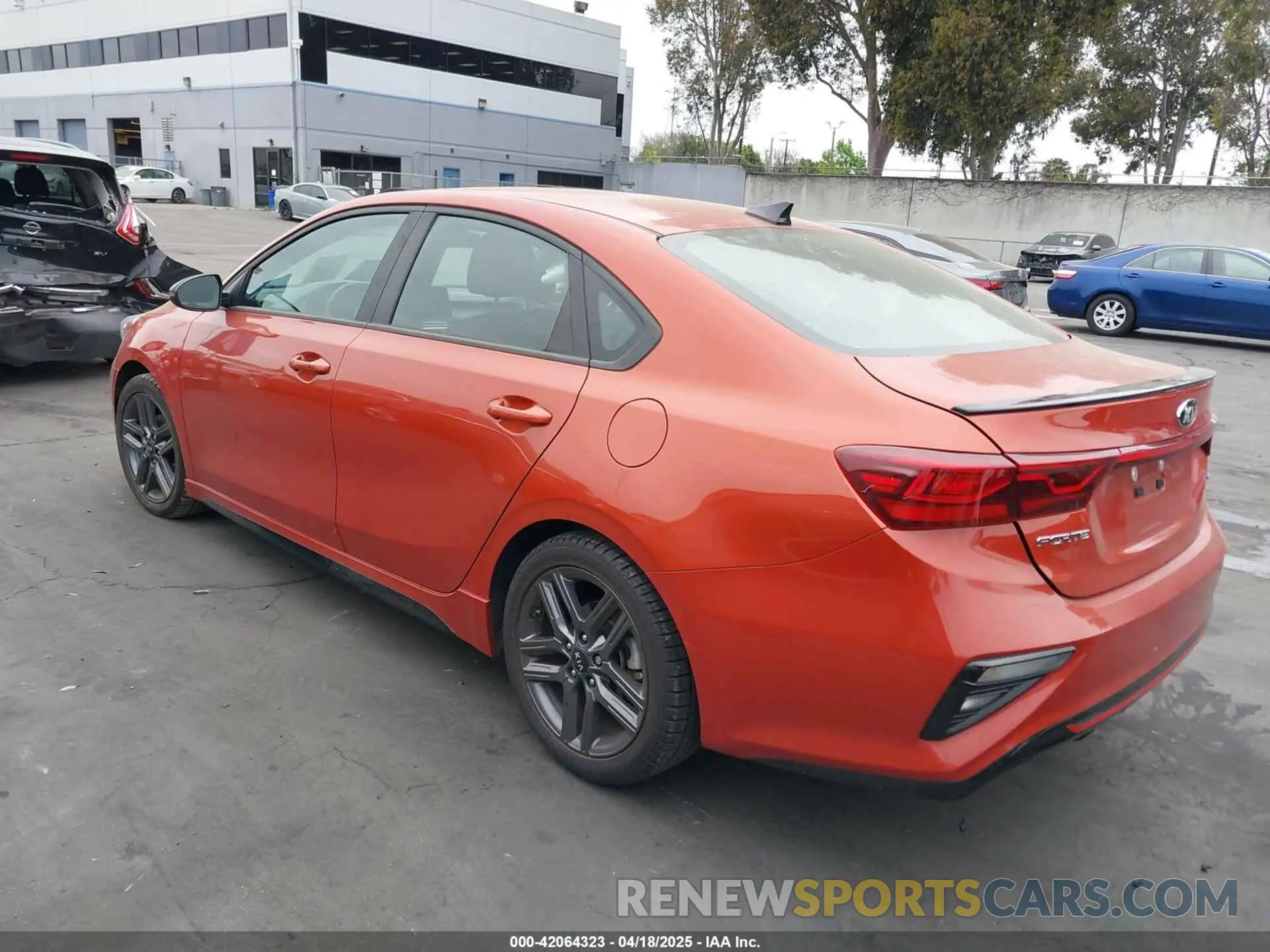 3 Photograph of a damaged car 3KPF34AD5ME292378 KIA FORTE 2021