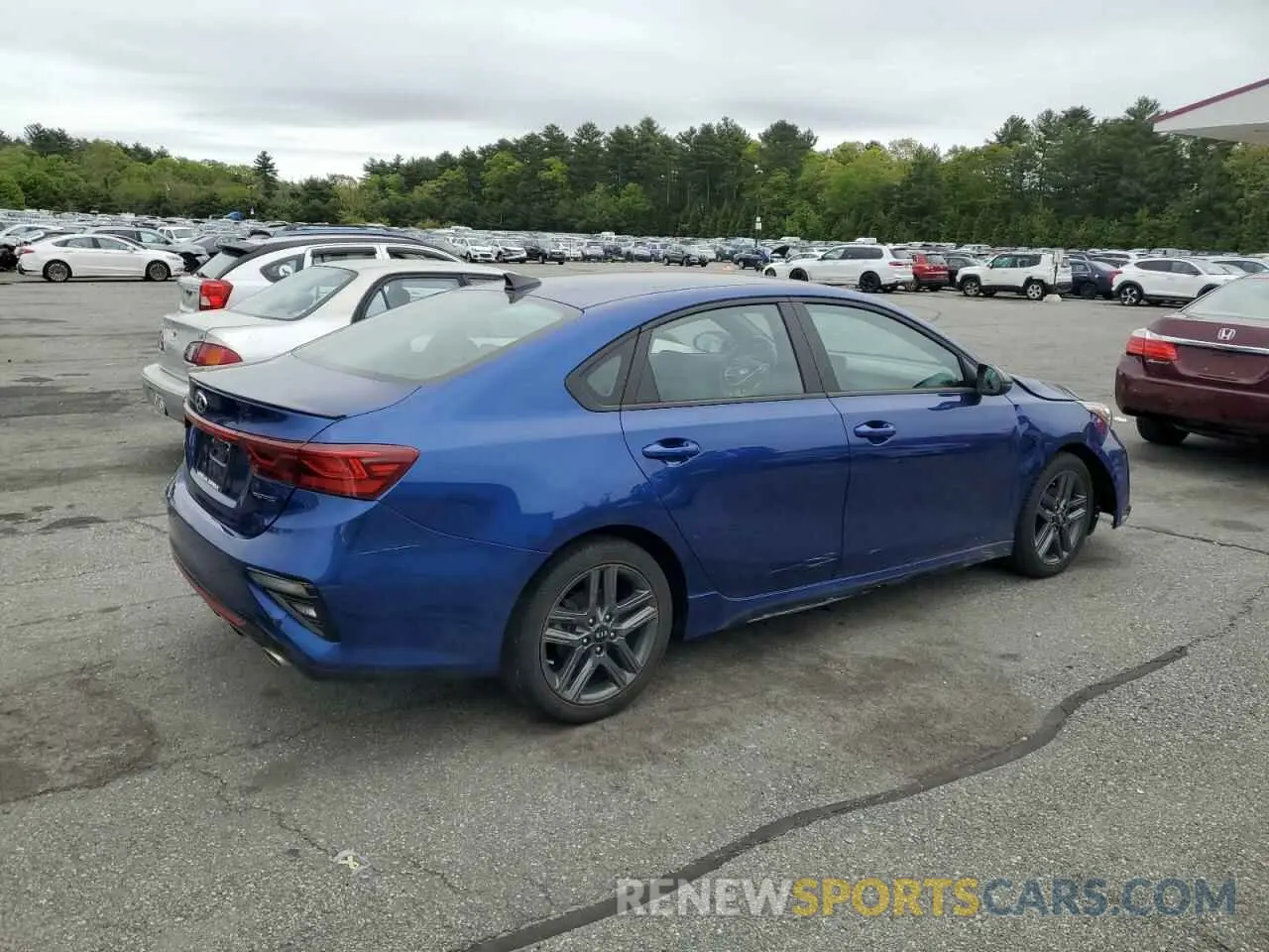 3 Photograph of a damaged car 3KPF34AD5ME394425 KIA FORTE 2021