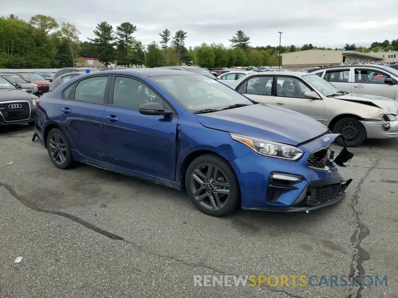4 Photograph of a damaged car 3KPF34AD5ME394425 KIA FORTE 2021