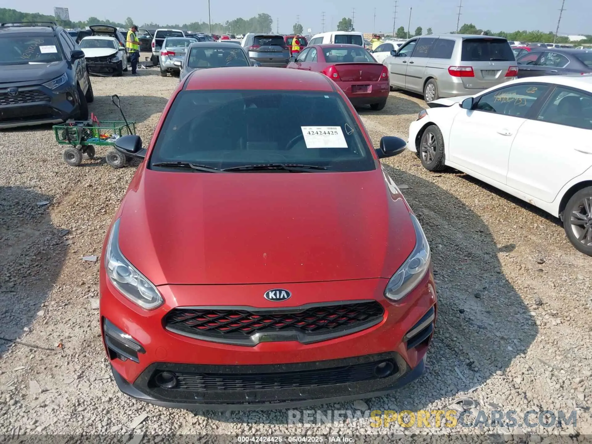 13 Photograph of a damaged car 3KPF34AD5ME400322 KIA FORTE 2021