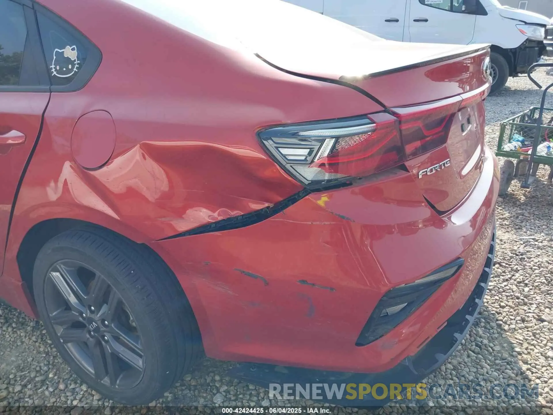 6 Photograph of a damaged car 3KPF34AD5ME400322 KIA FORTE 2021