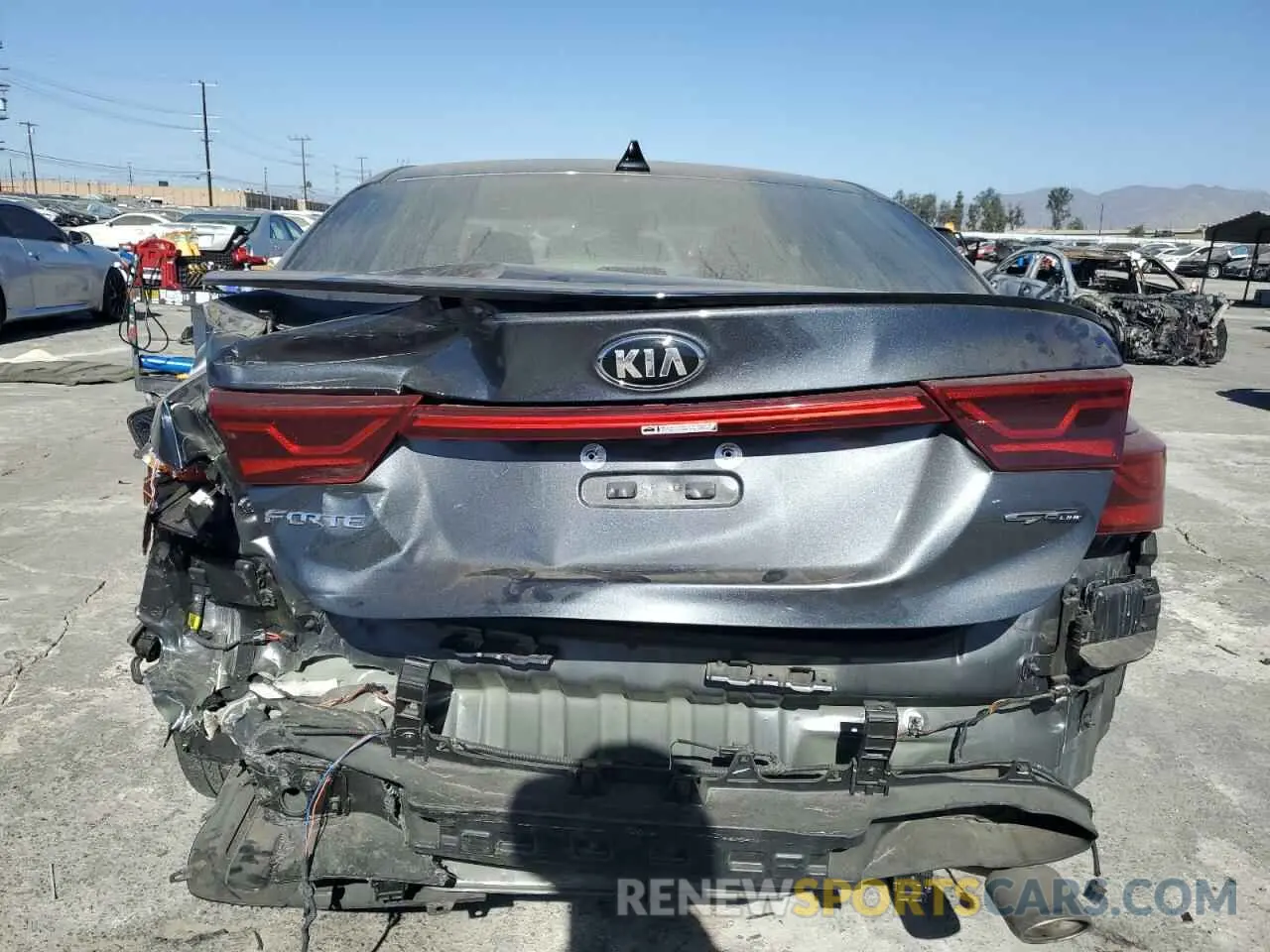 6 Photograph of a damaged car 3KPF34AD5ME413250 KIA FORTE 2021
