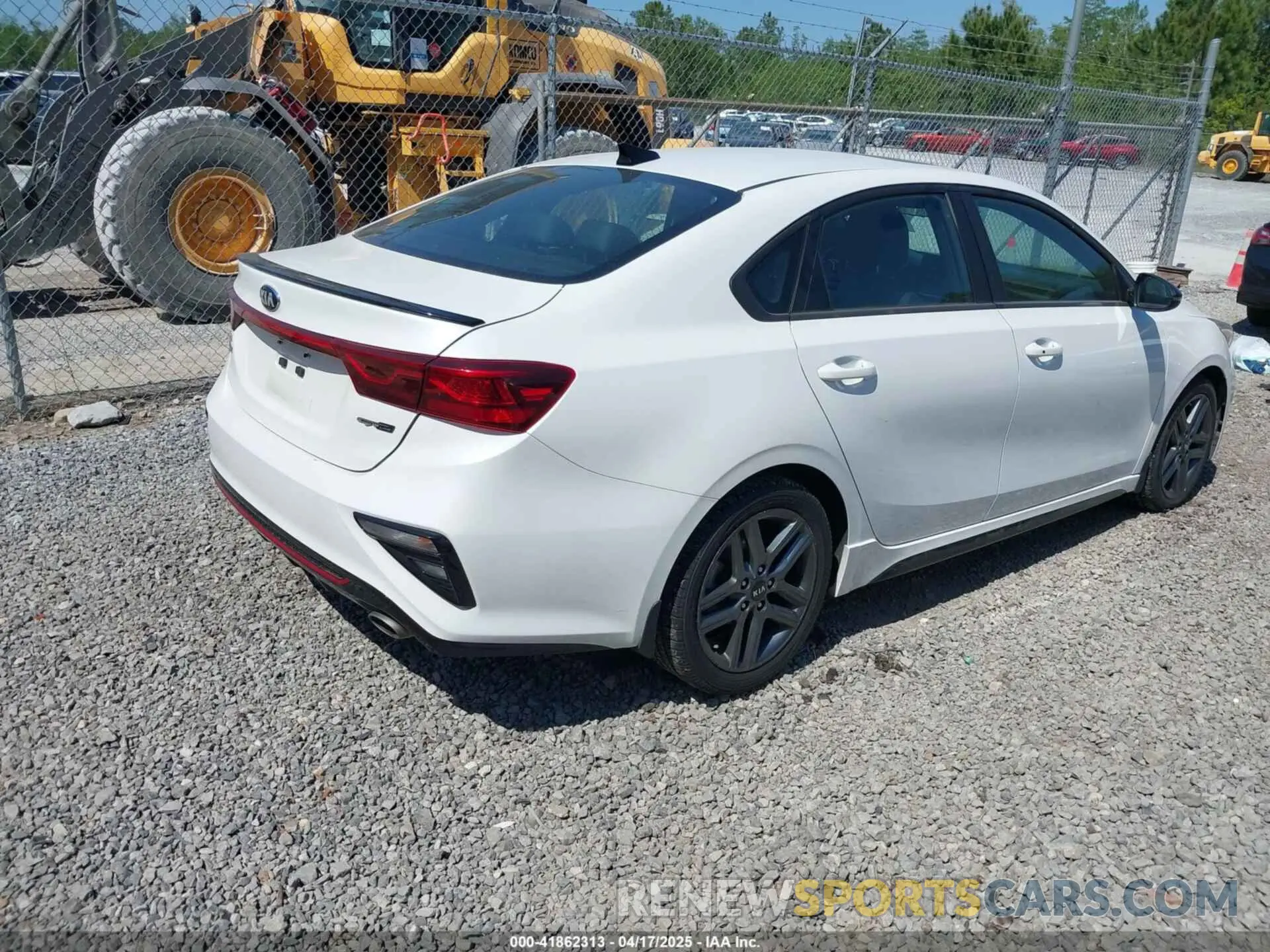 4 Photograph of a damaged car 3KPF34AD5ME416567 KIA FORTE 2021