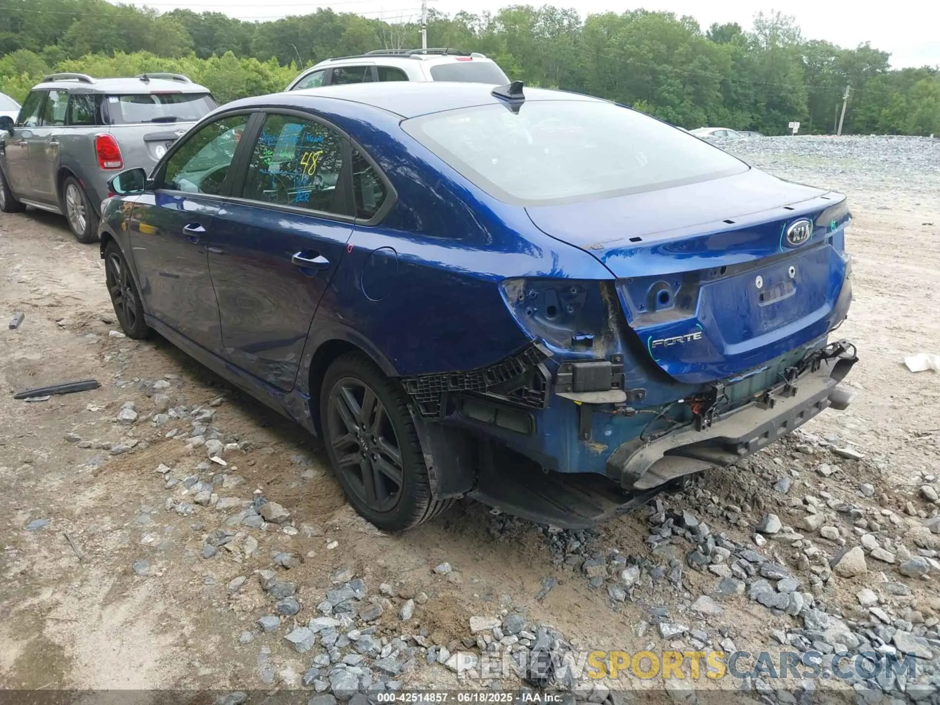 3 Photograph of a damaged car 3KPF34AD6ME281471 KIA FORTE 2021