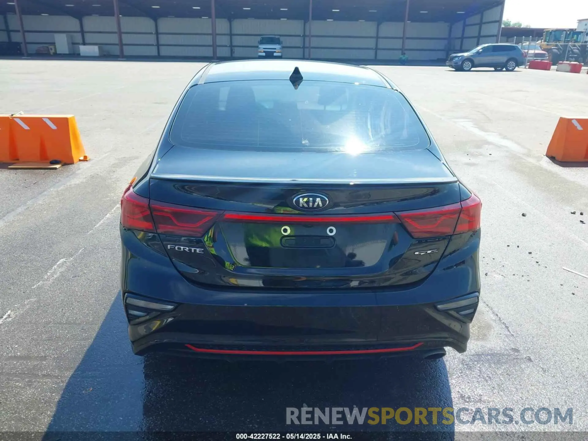 16 Photograph of a damaged car 3KPF34AD7ME281768 KIA FORTE 2021