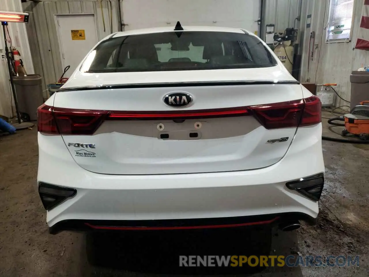 6 Photograph of a damaged car 3KPF34AD7ME313764 KIA FORTE 2021