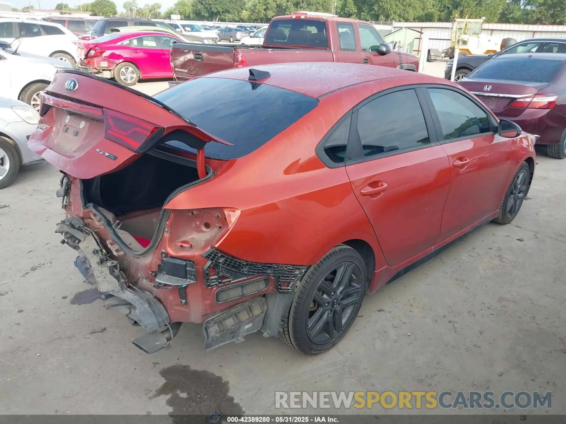 4 Photograph of a damaged car 3KPF34AD7ME341063 KIA FORTE 2021