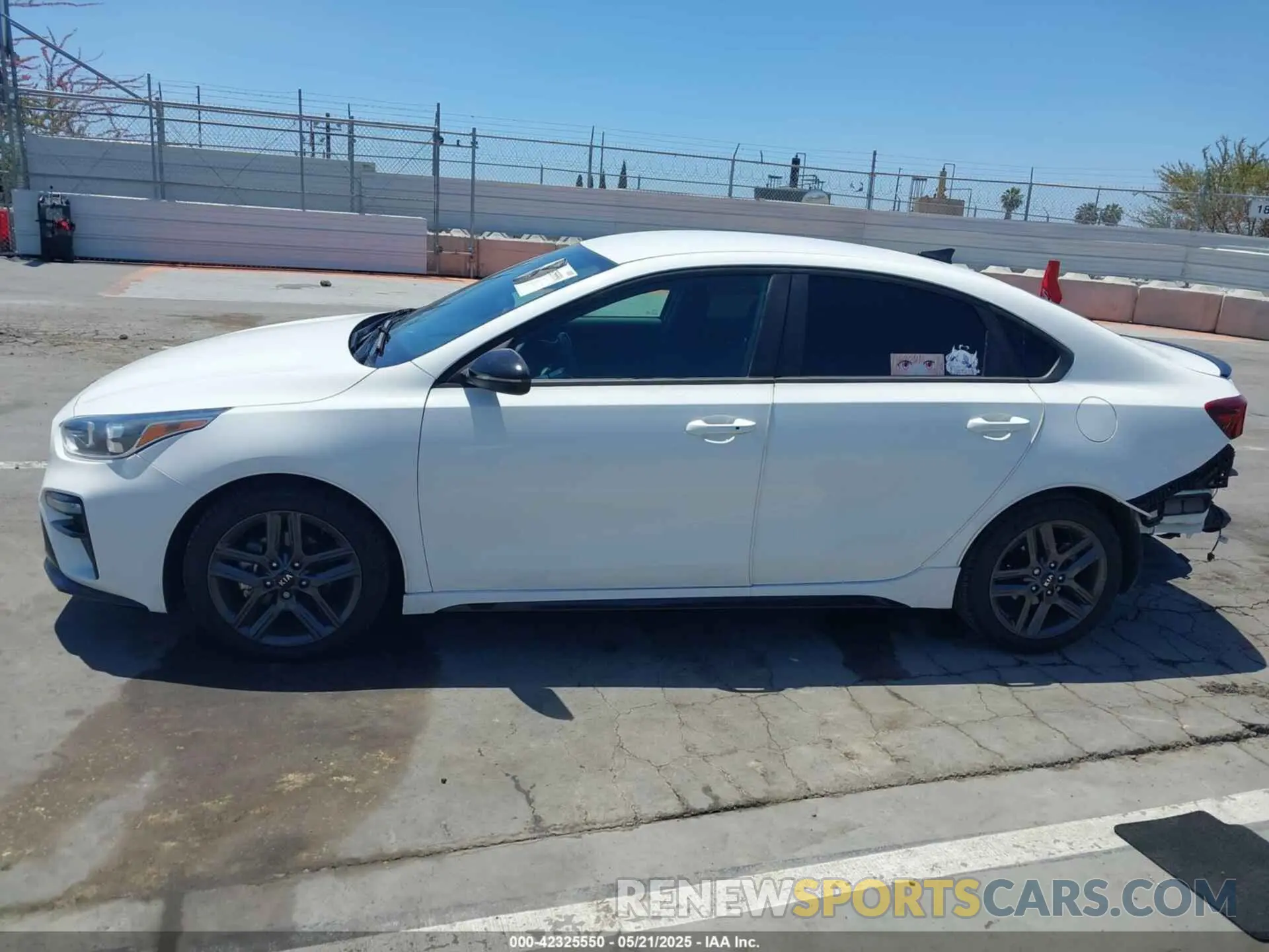 15 Photograph of a damaged car 3KPF34AD8ME284470 KIA FORTE 2021