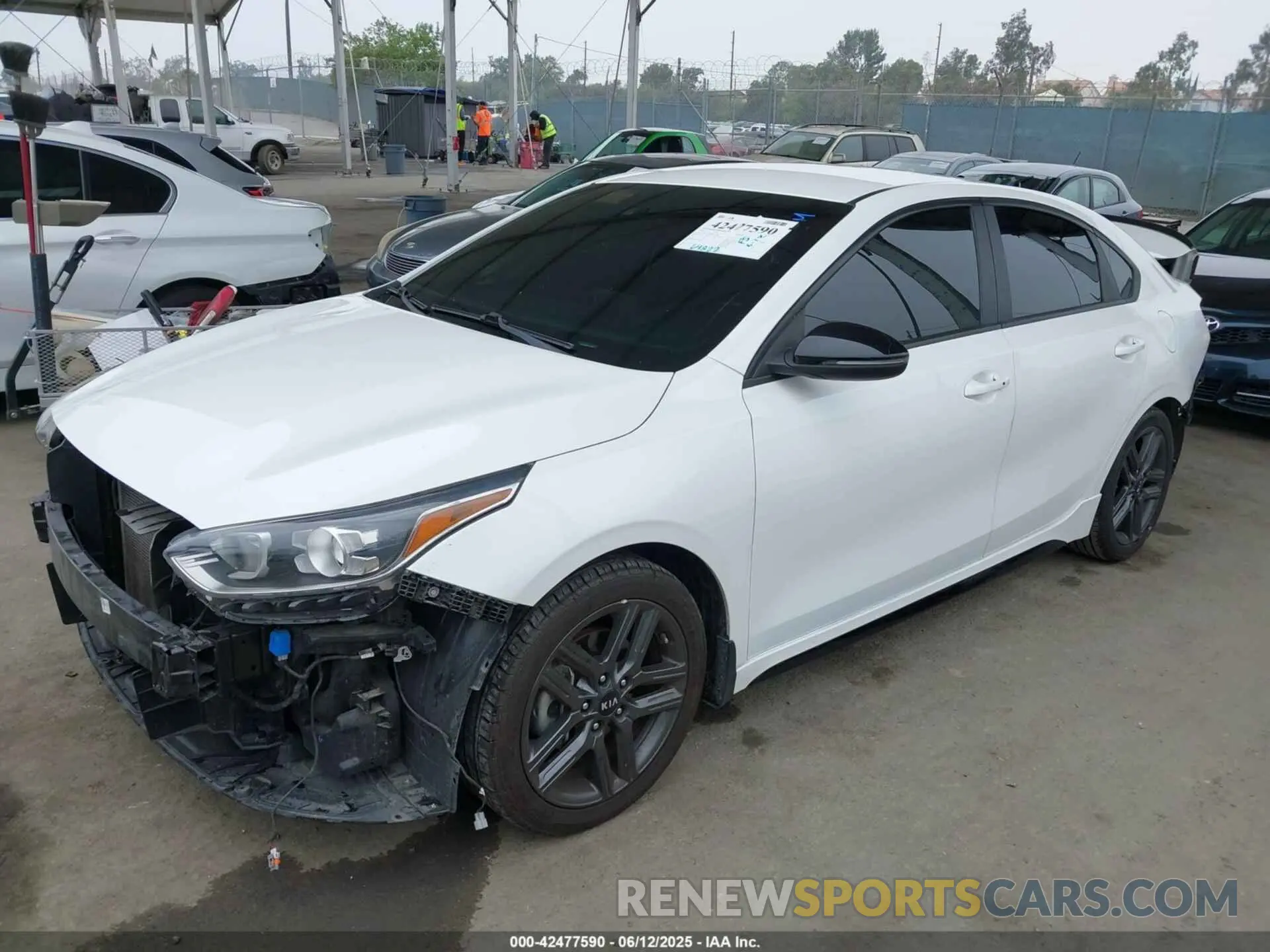 15 Photograph of a damaged car 3KPF34AD8ME297770 KIA FORTE 2021