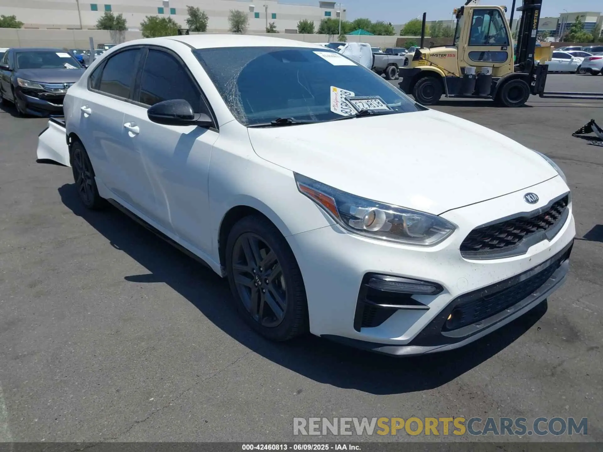 14 Photograph of a damaged car 3KPF34AD9ME264373 KIA FORTE 2021