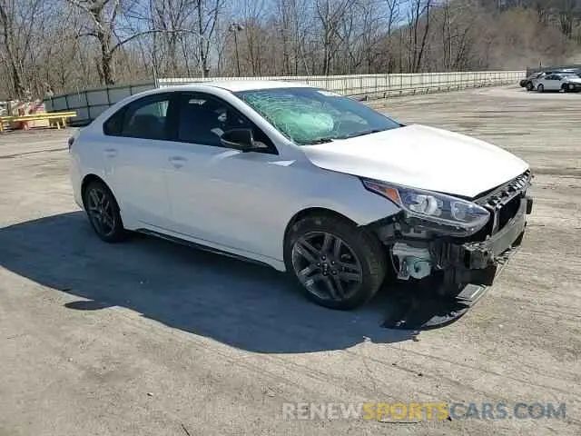 10 Photograph of a damaged car 3KPF34AD9ME278323 KIA FORTE 2021