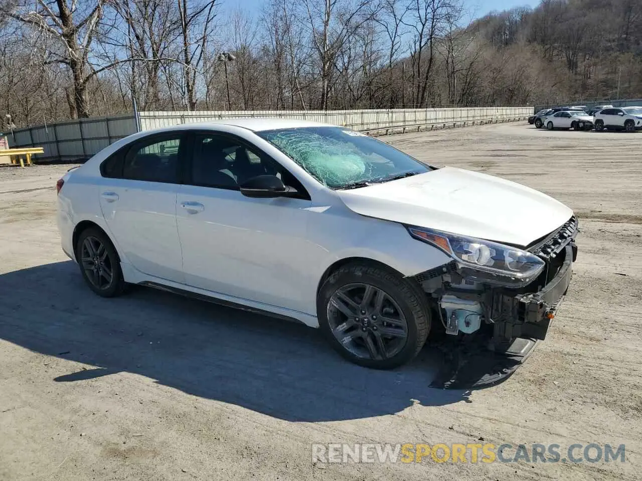4 Photograph of a damaged car 3KPF34AD9ME278323 KIA FORTE 2021