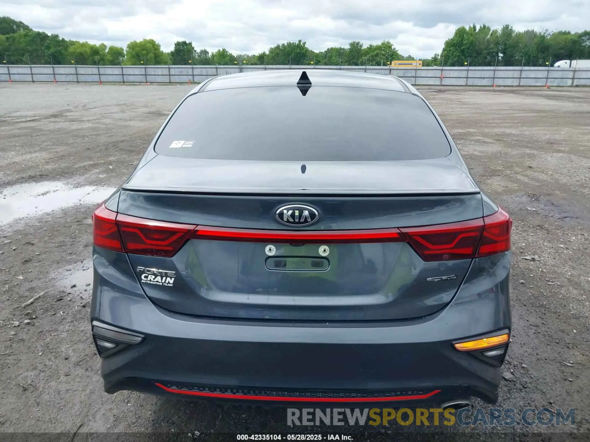 17 Photograph of a damaged car 3KPF34AD9ME293470 KIA FORTE 2021