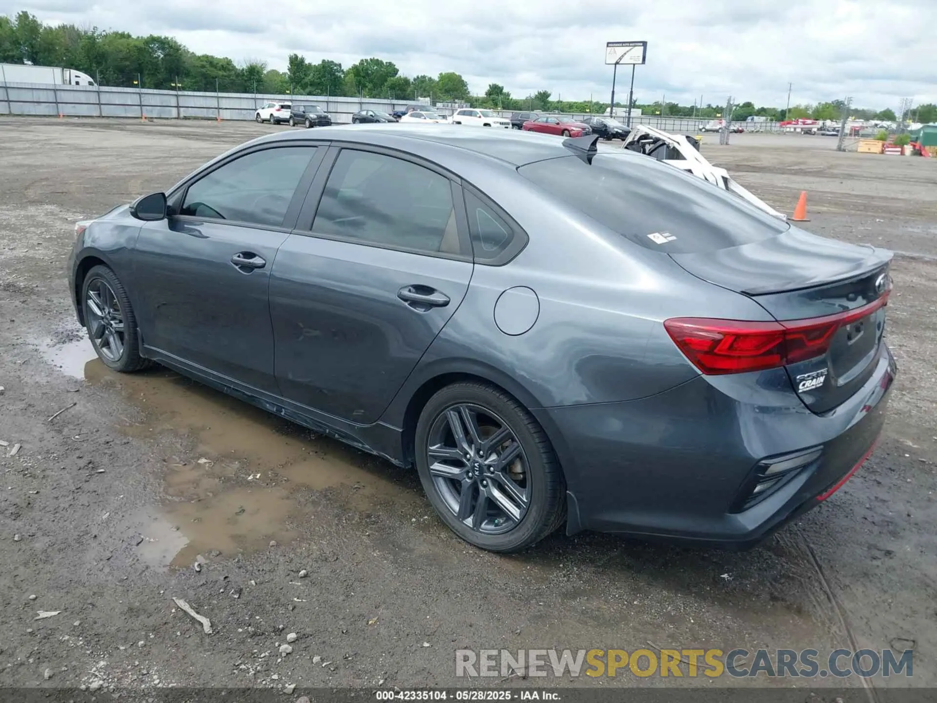3 Photograph of a damaged car 3KPF34AD9ME293470 KIA FORTE 2021