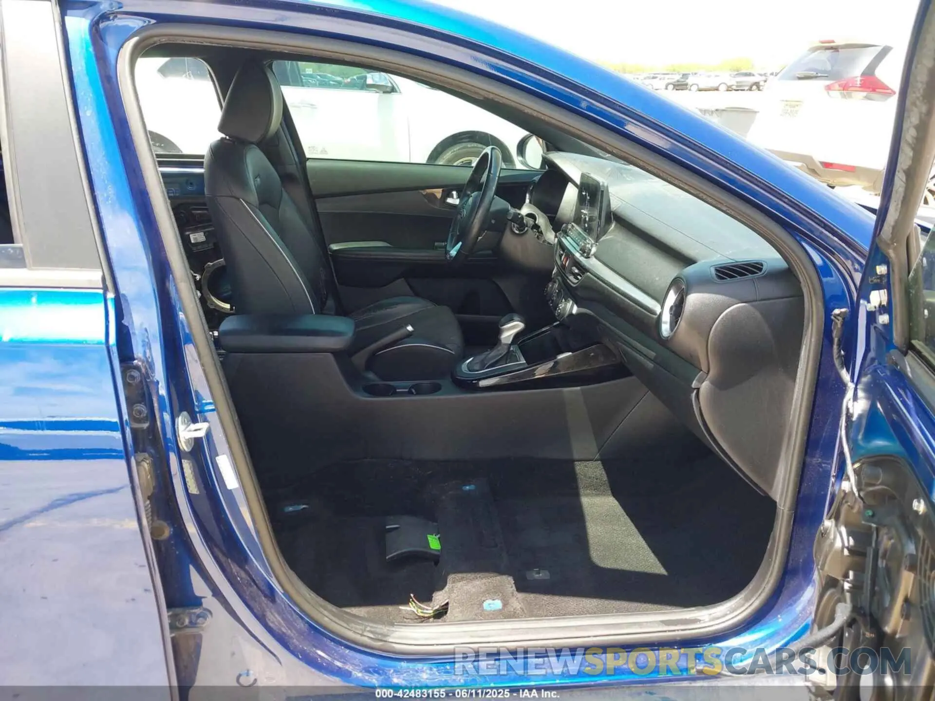 5 Photograph of a damaged car 3KPF34ADXME347827 KIA FORTE 2021