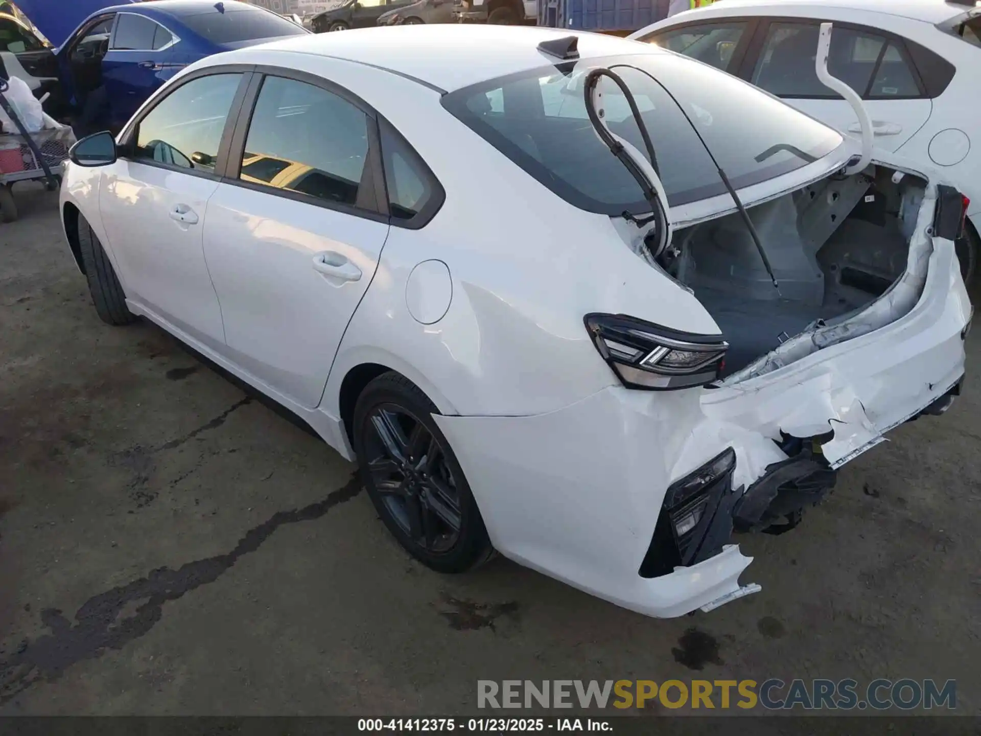 3 Photograph of a damaged car 3KPF34ADXME391391 KIA FORTE 2021