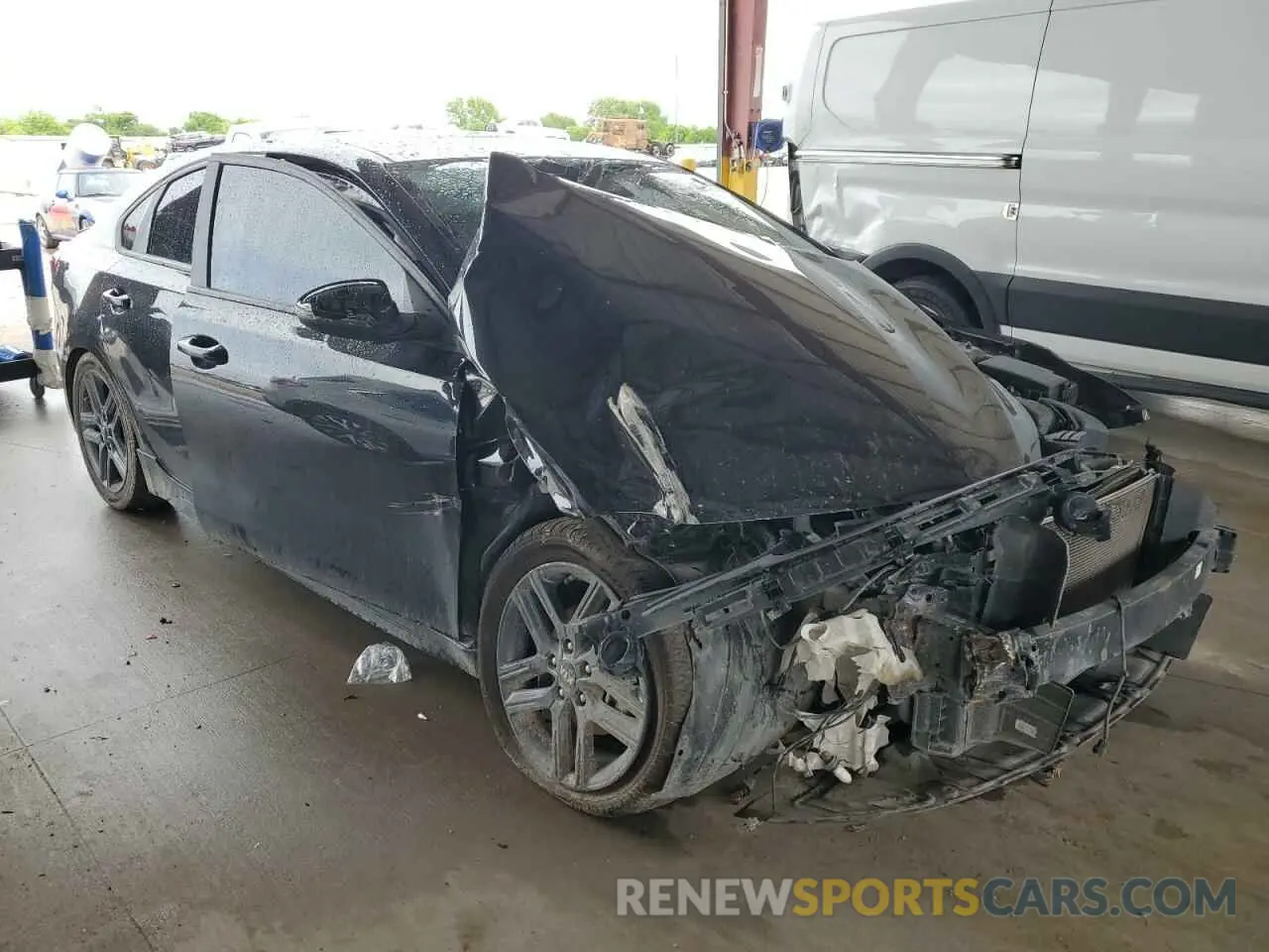 4 Photograph of a damaged car 3KPF34ADXME423286 KIA FORTE 2021